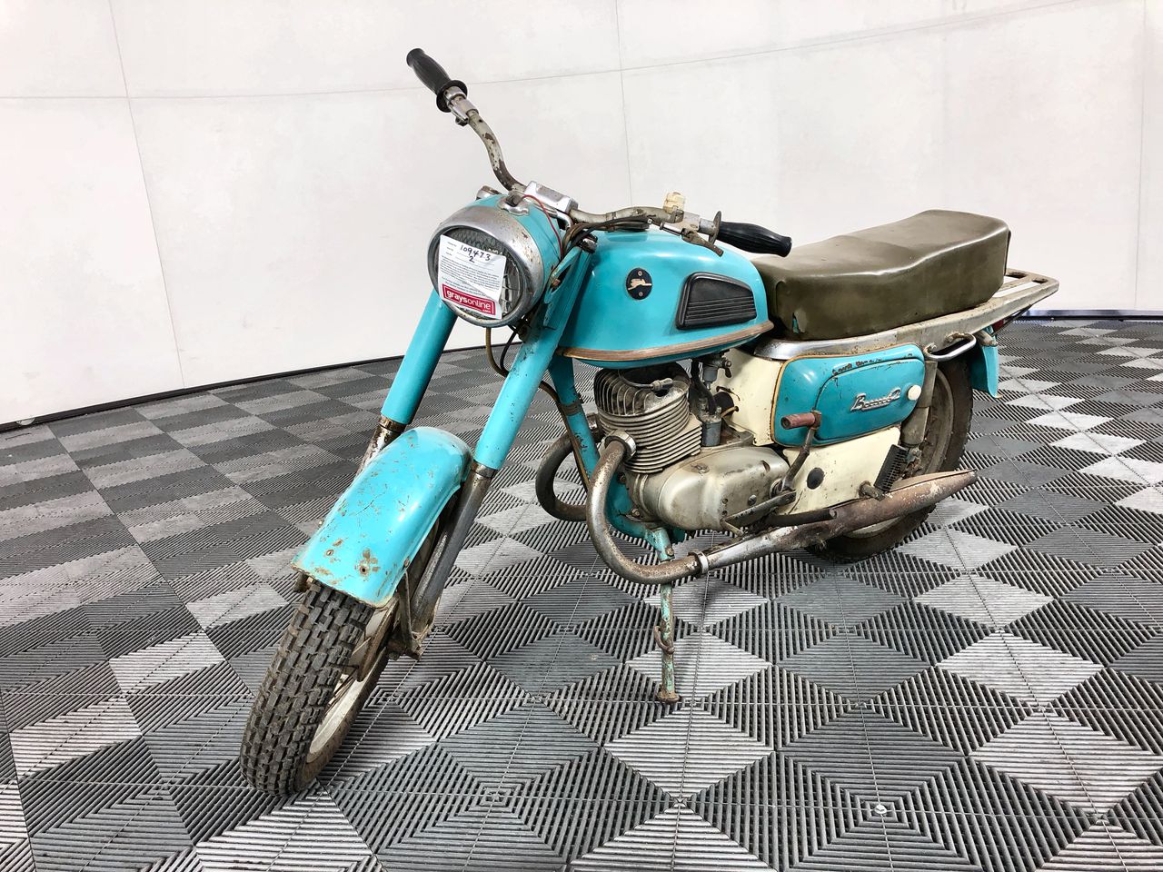 1971 Voskhod 175 Road