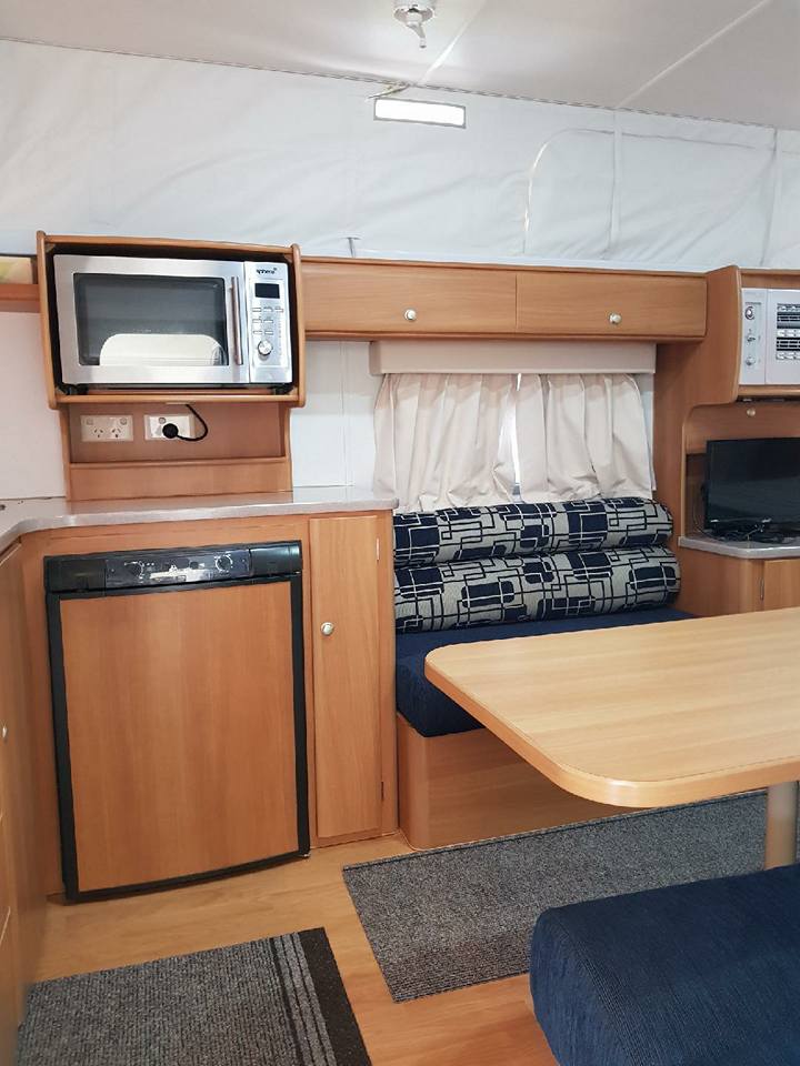 2010 JAYCO DISCOVERY MY10 18ft 7 POP-TOP