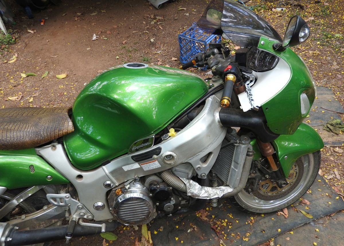 2000 SUZUKI GSX1300R (HAYABUSA)
