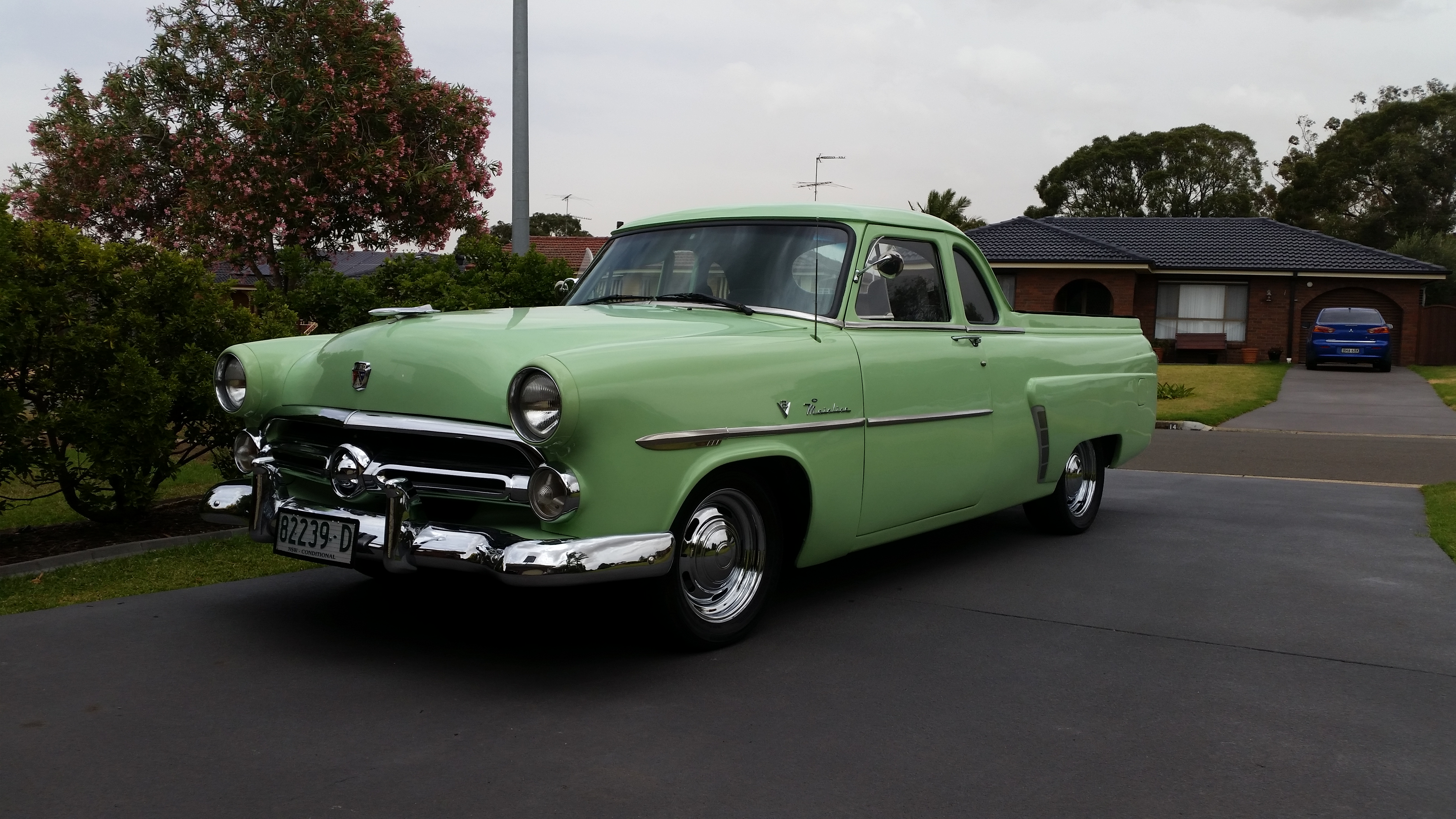 1952 FORD MAINLINE UTILITY