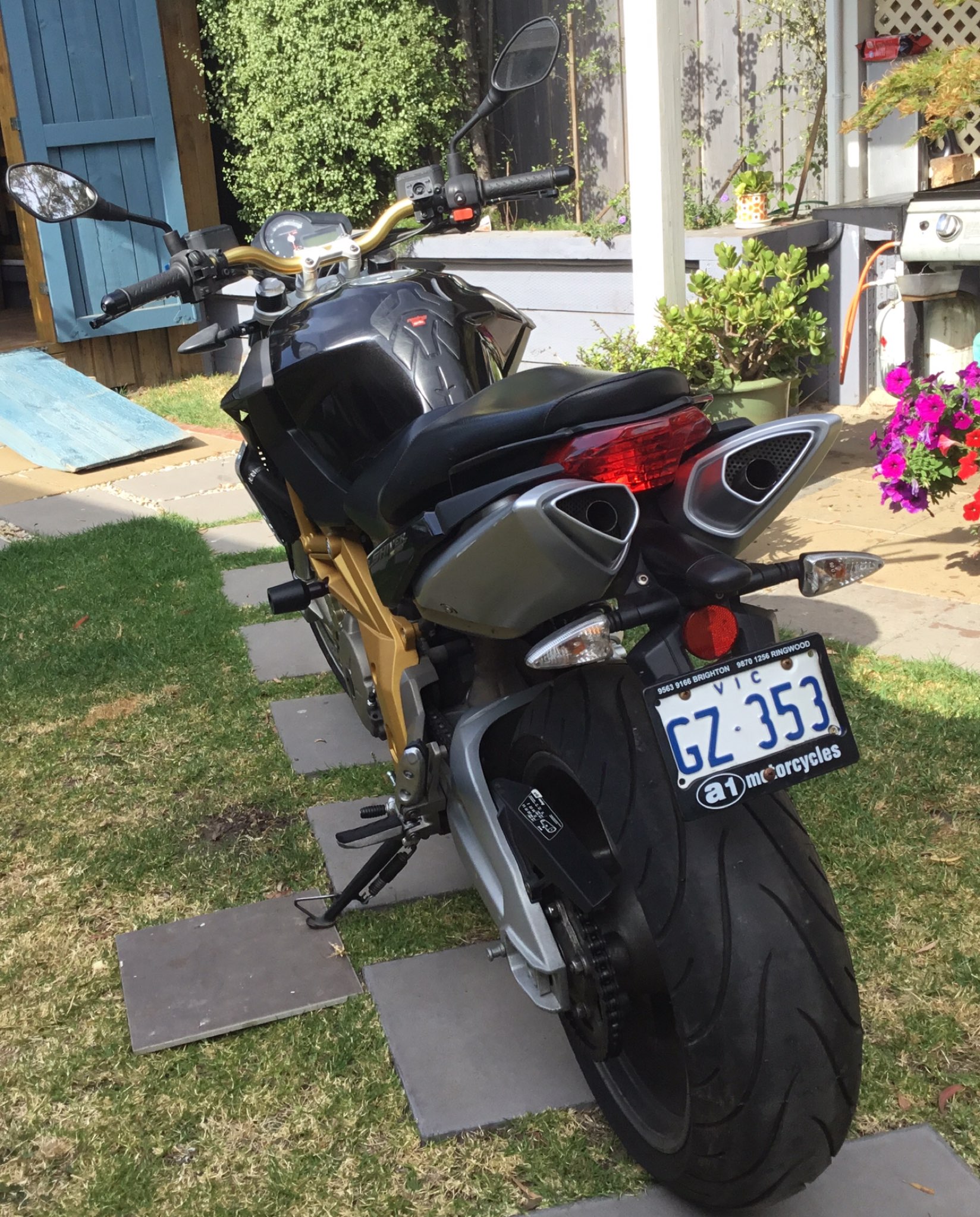 2008 APRILIA SL SHIVER 750 SPORTS