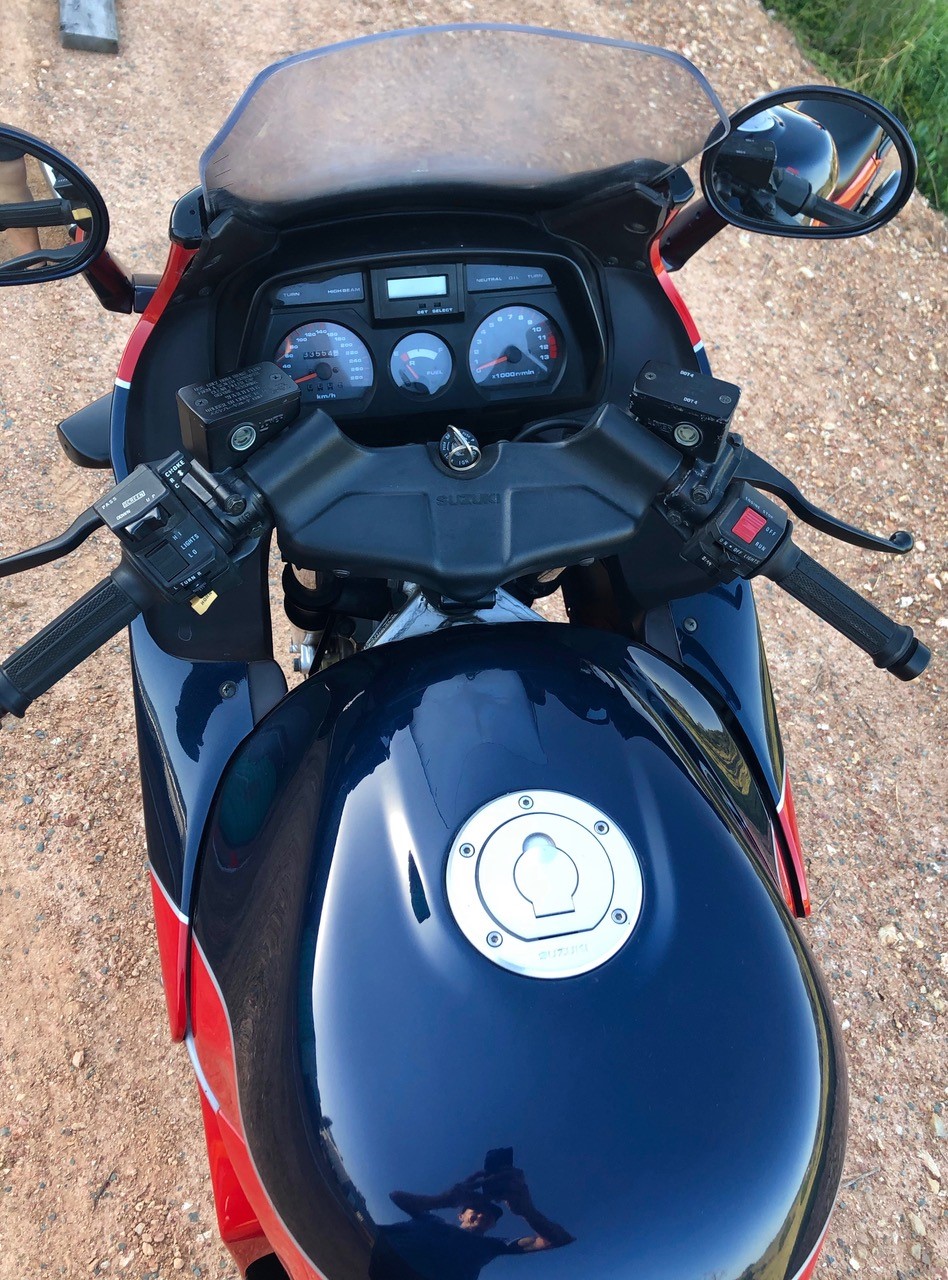 1988 SUZUKI GSX1100F