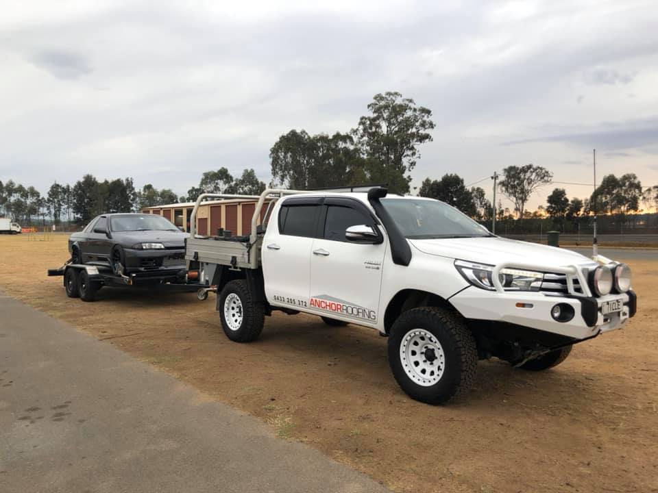 2016 TOYOTA HILUX SR5 (4x4) DUAL CAB UTILITY