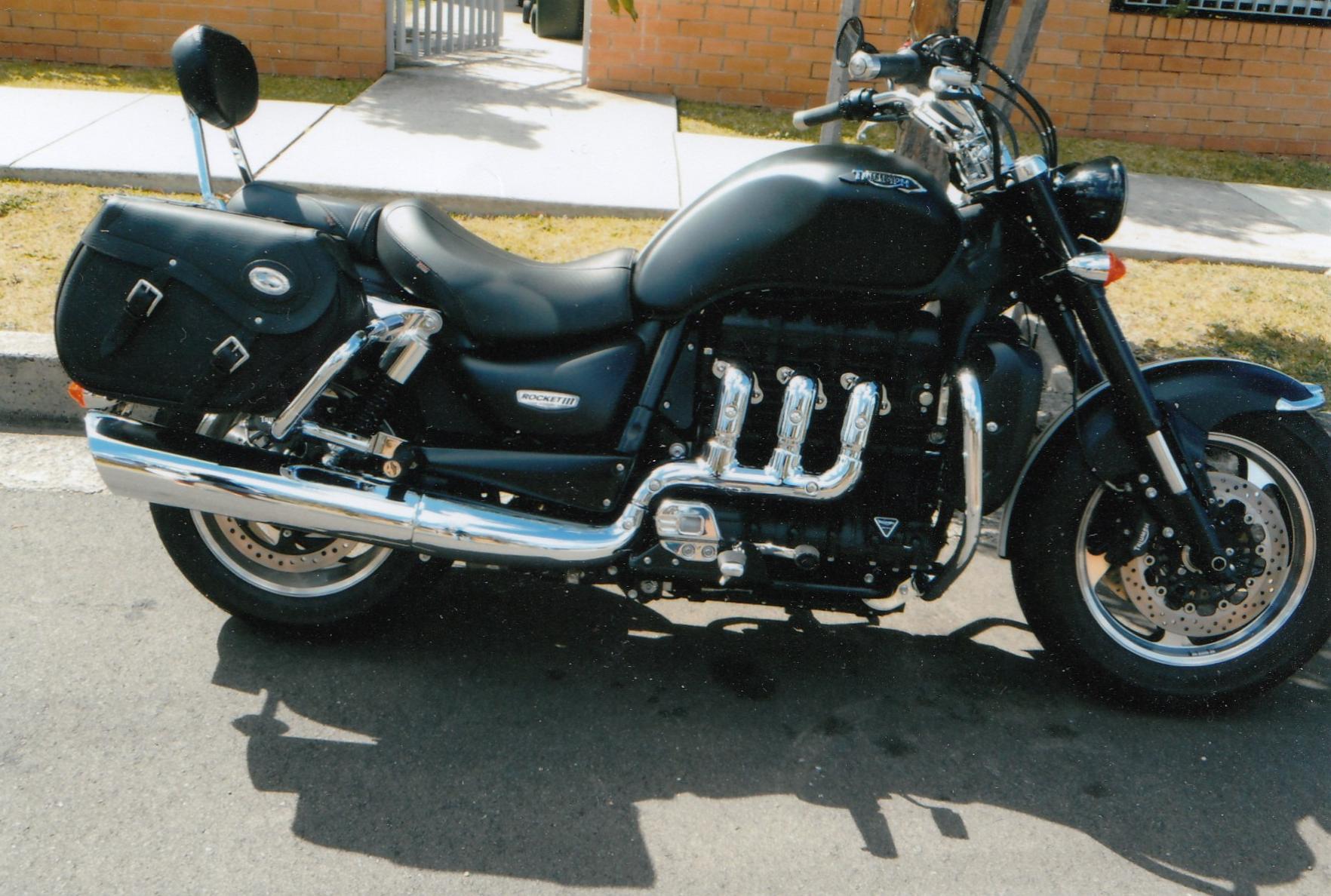 2017 TRIUMPH ROCKET III ROADSTER CRUISER