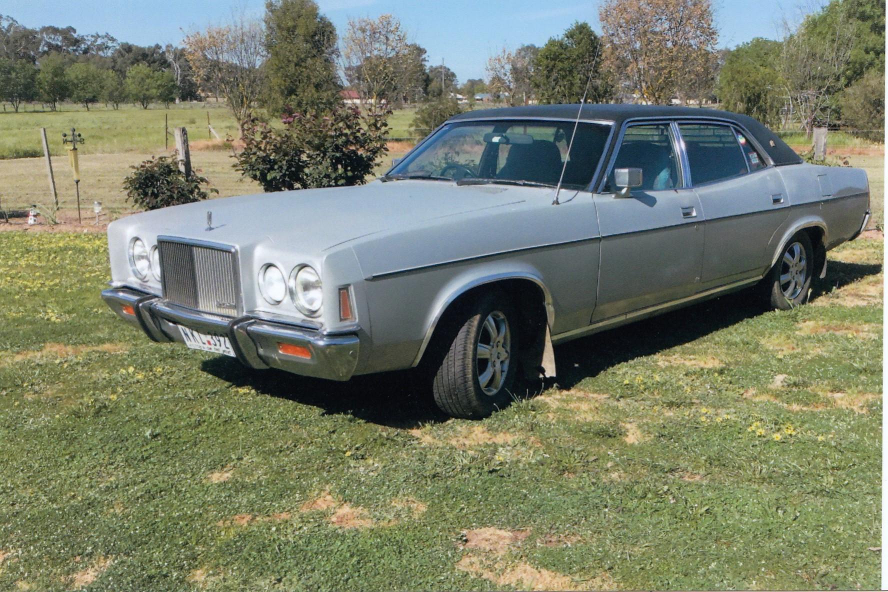 1977 FORD LTD SILVER MONARCH 3 SP AUTOMATIC 4D SEDAN 
