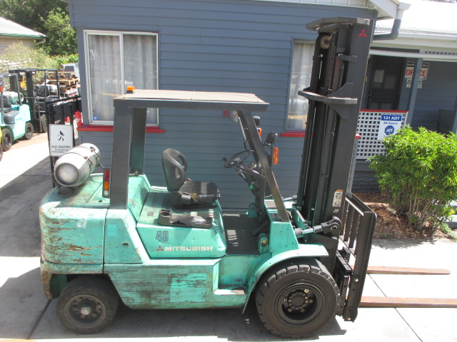 4 ton 2004 Mitsubishi FG40KLT 