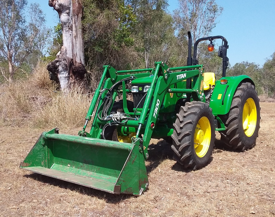 2018 JOHN DEERE 5075E TRACTOR