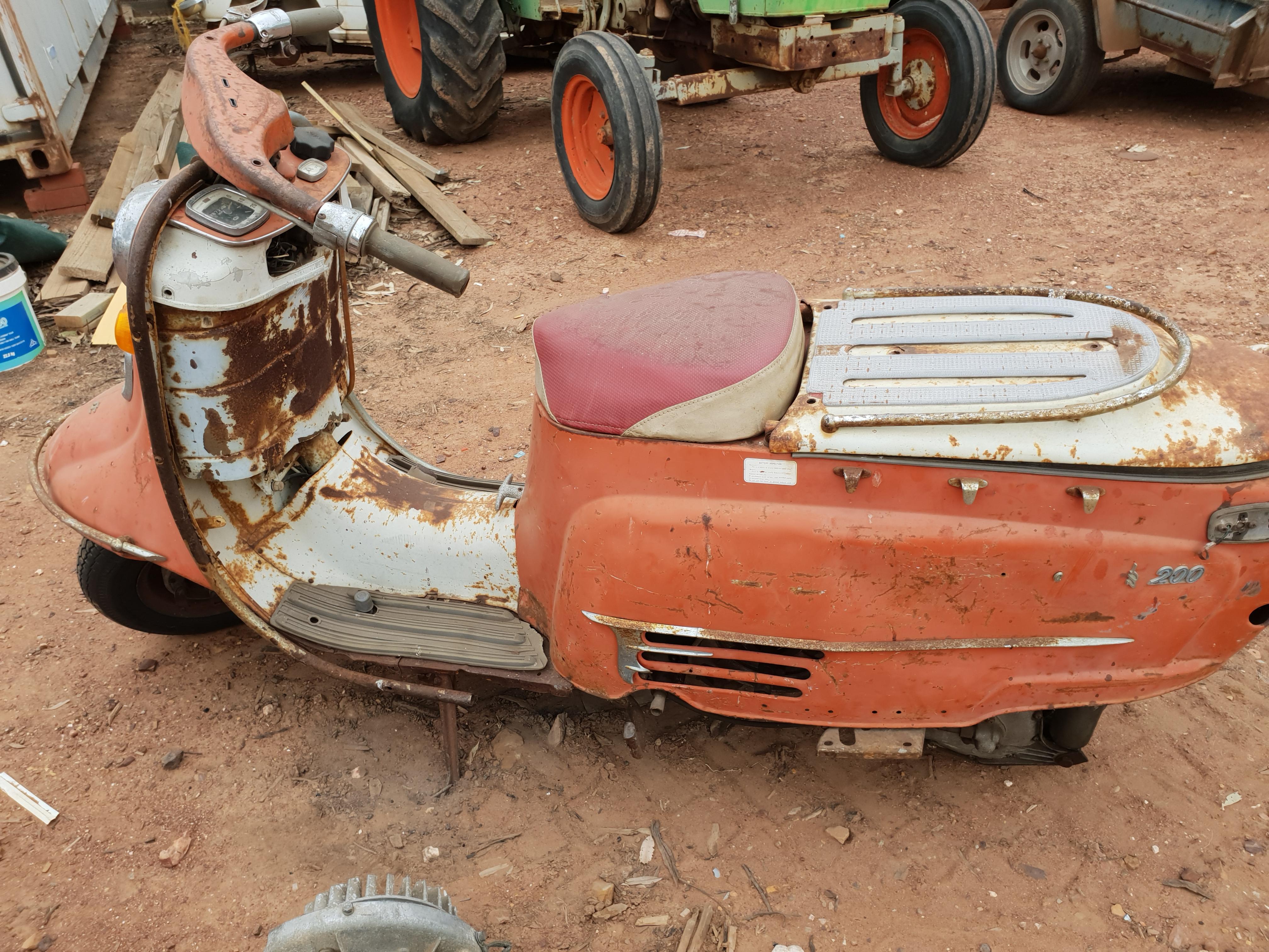 1964 FUJI RABBIT SCOOTER