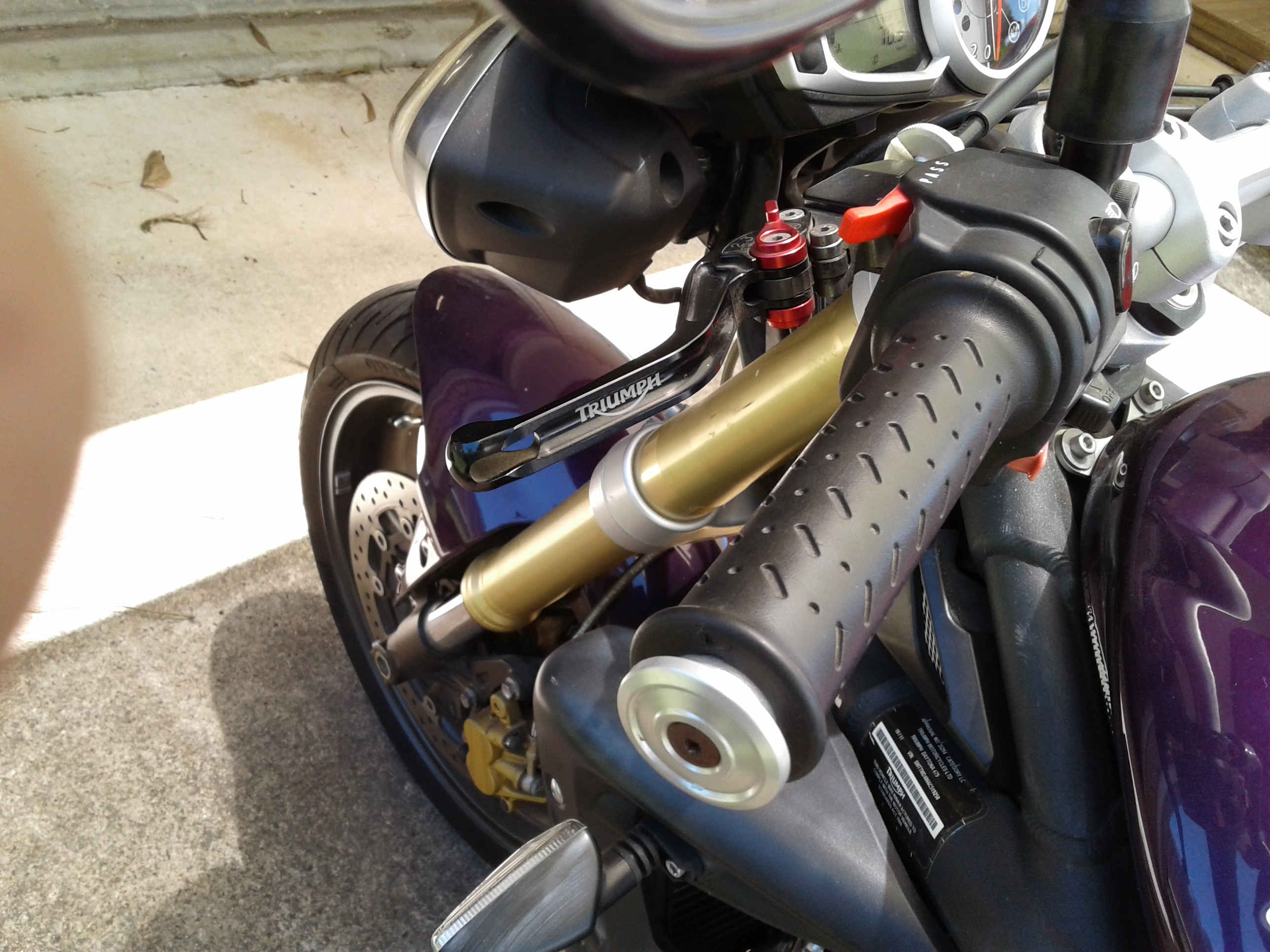 2011 TRIUMPH STREET TRIPLE 675 ROAD