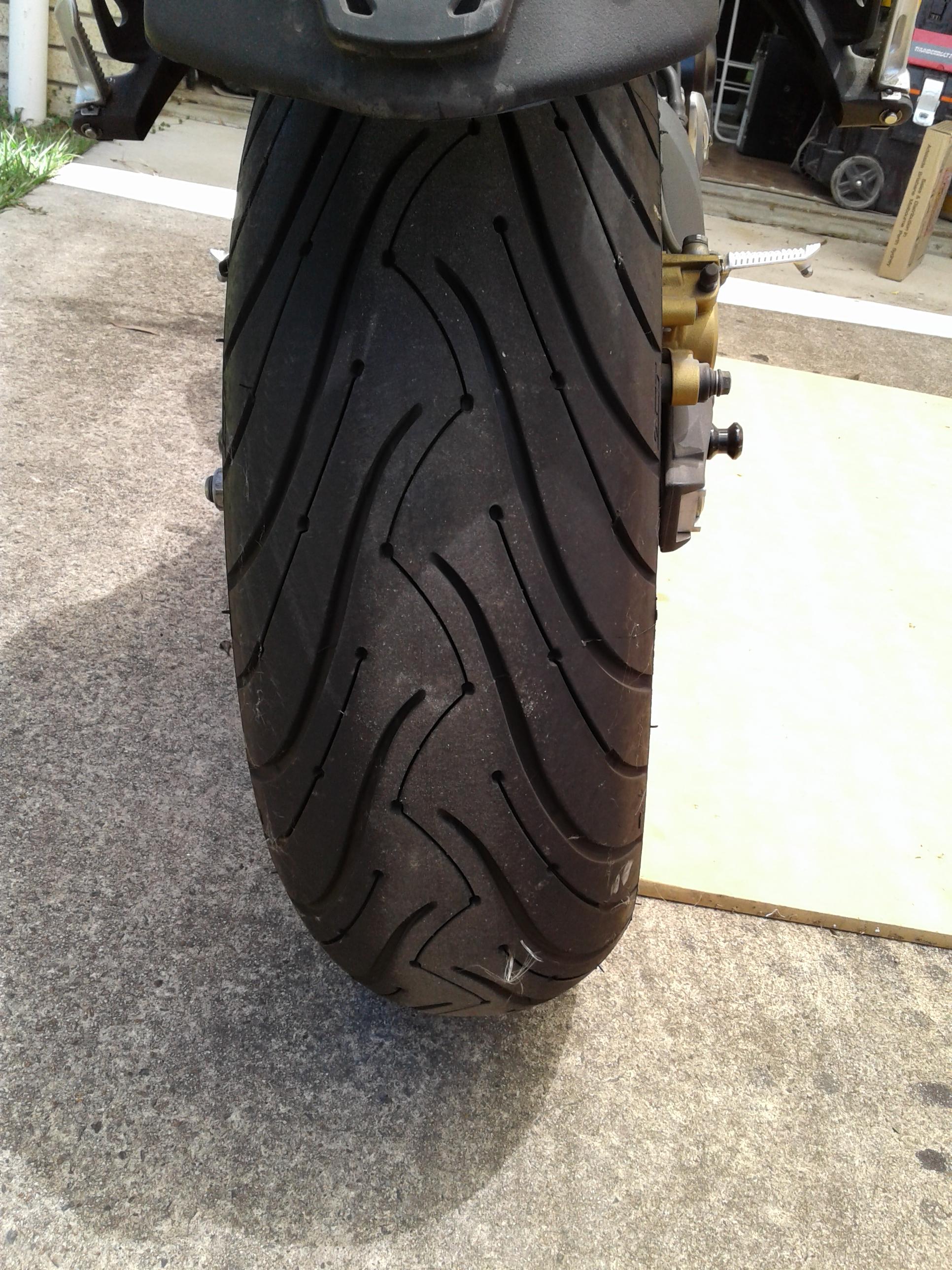 2011 TRIUMPH STREET TRIPLE 675 ROAD