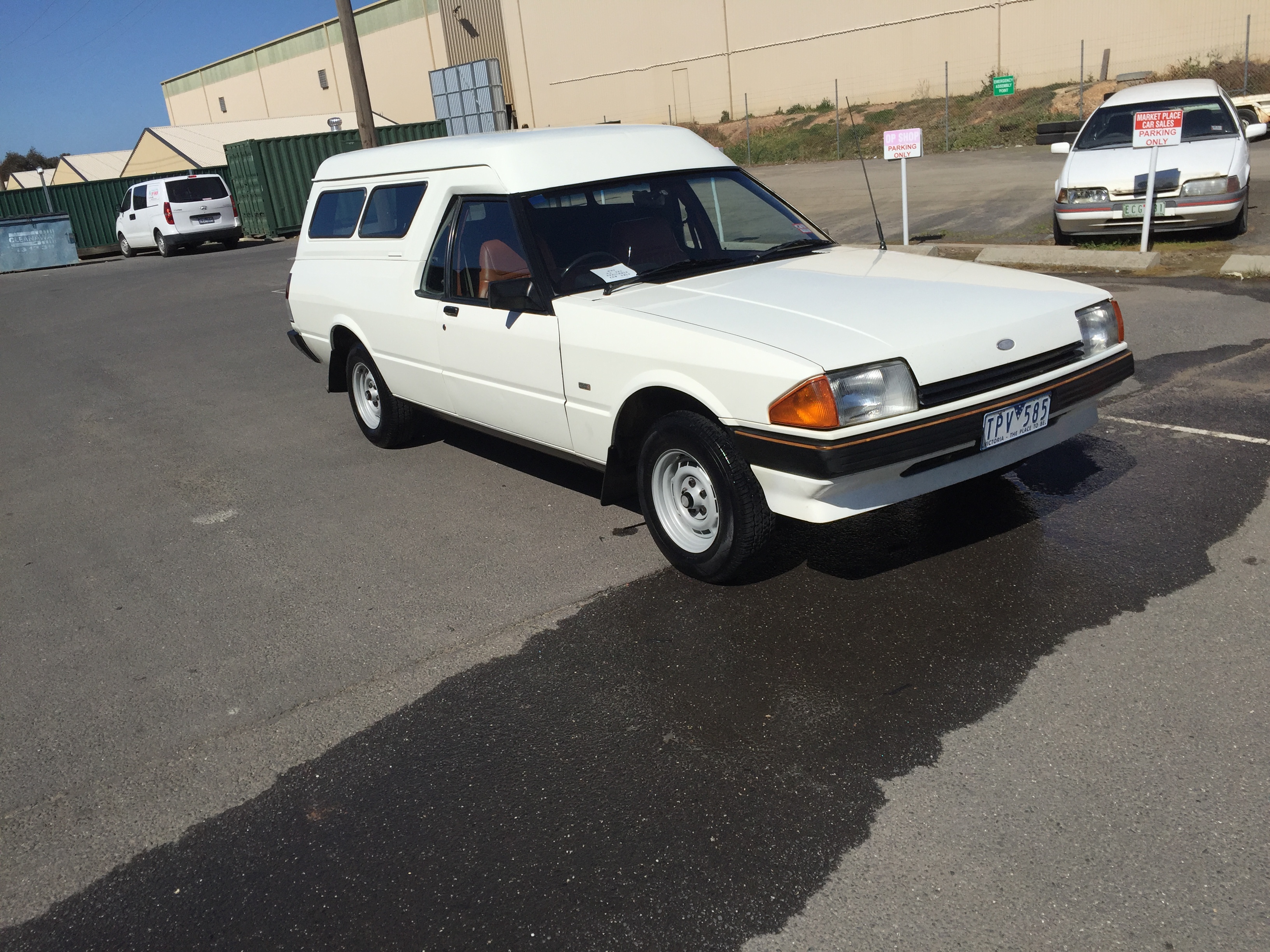 1984 FORD FALCON XE PANNEL VAN