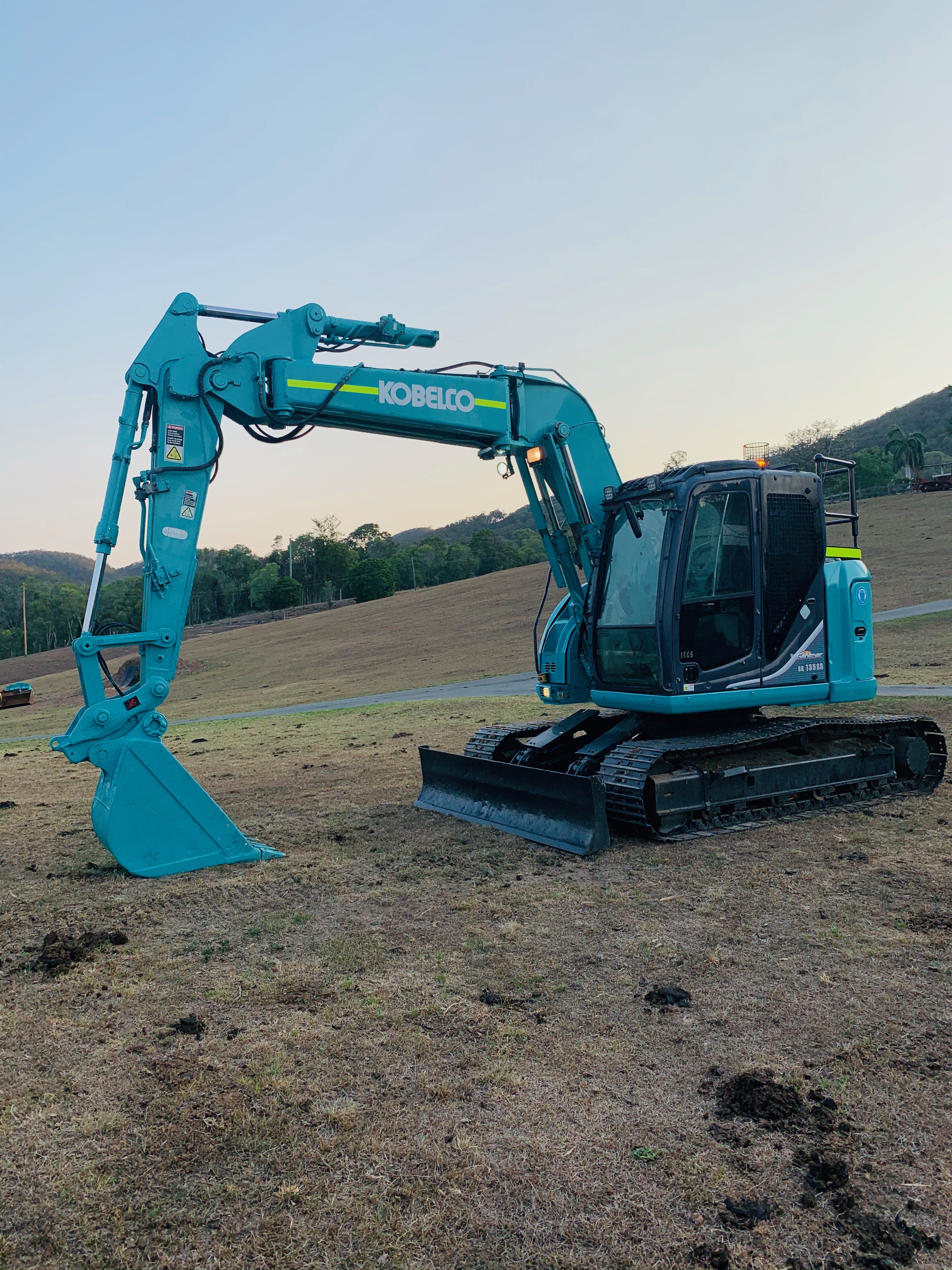 2014 KOBELCO SK135SR-2 