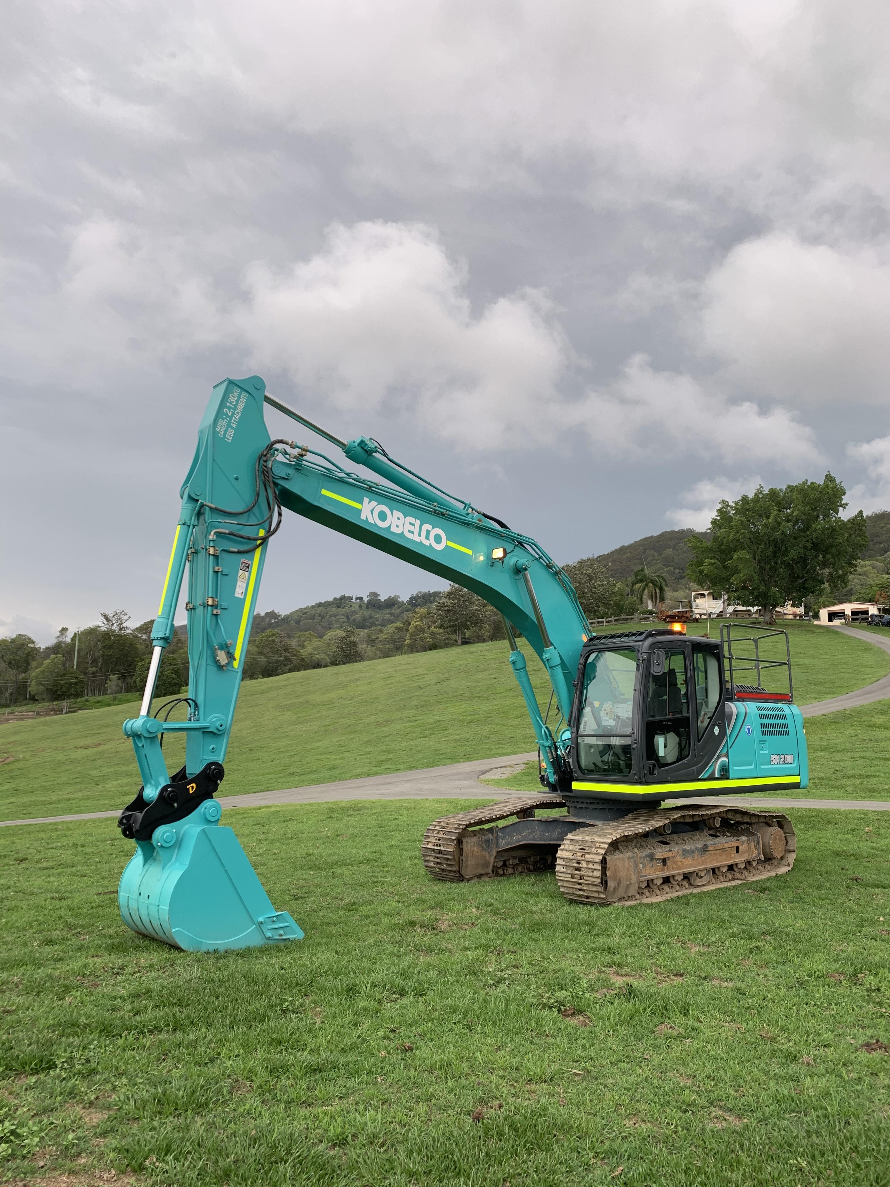 2016 KOBELCO SK200-10