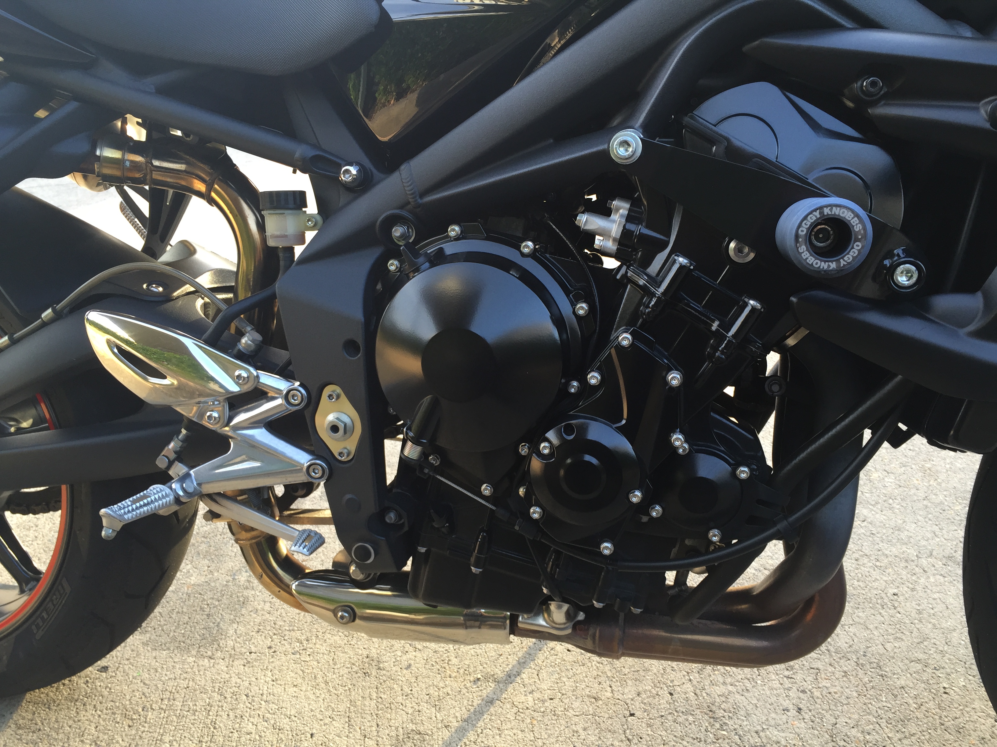 2010 TRIUMPH STREET TRIPLE 675 ROAD