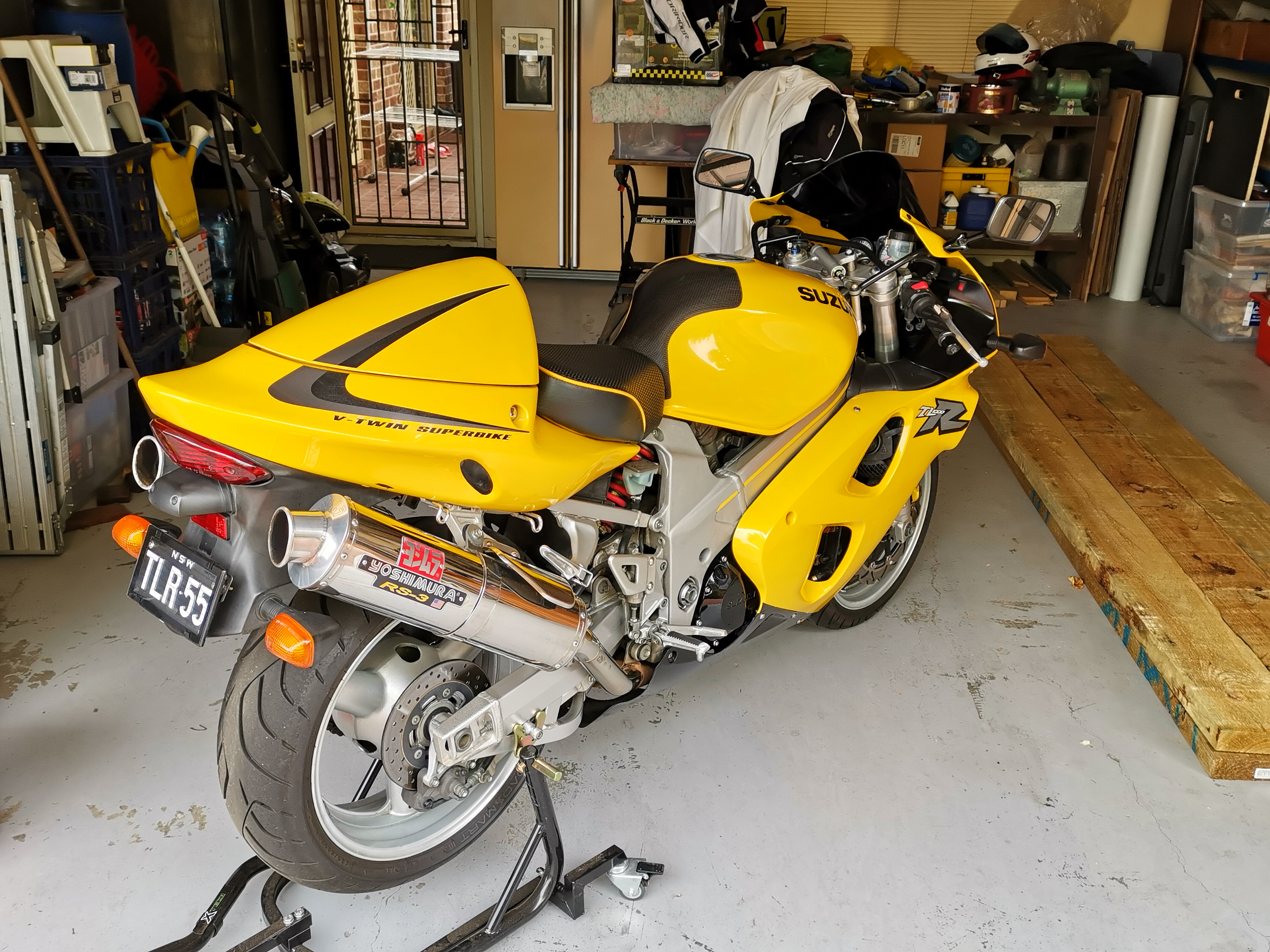 2000 SUZUKI TL1000R