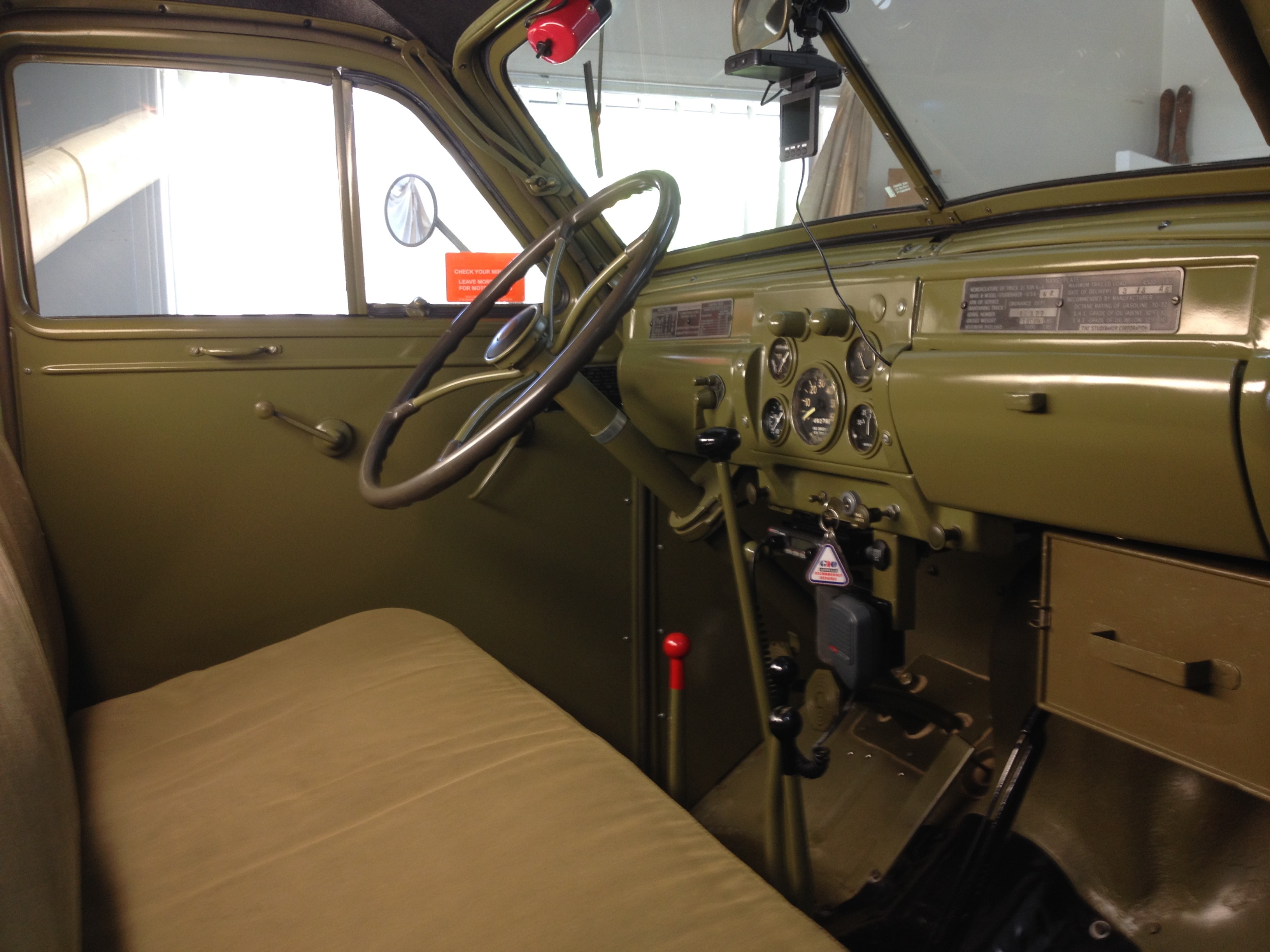 1945 STUDEBAKER US6 WINCH CARGO TROOP CARRIER
