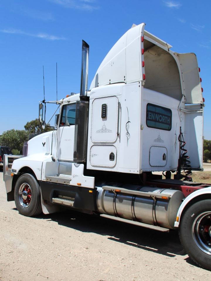 1992 KENWORTH T600