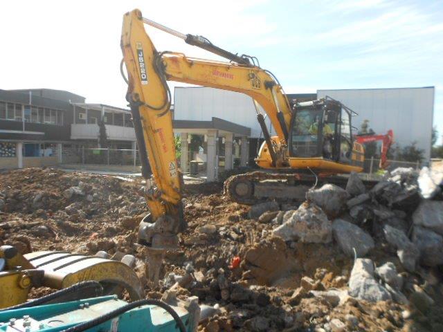 2008 JCB JS220 LC Excavator