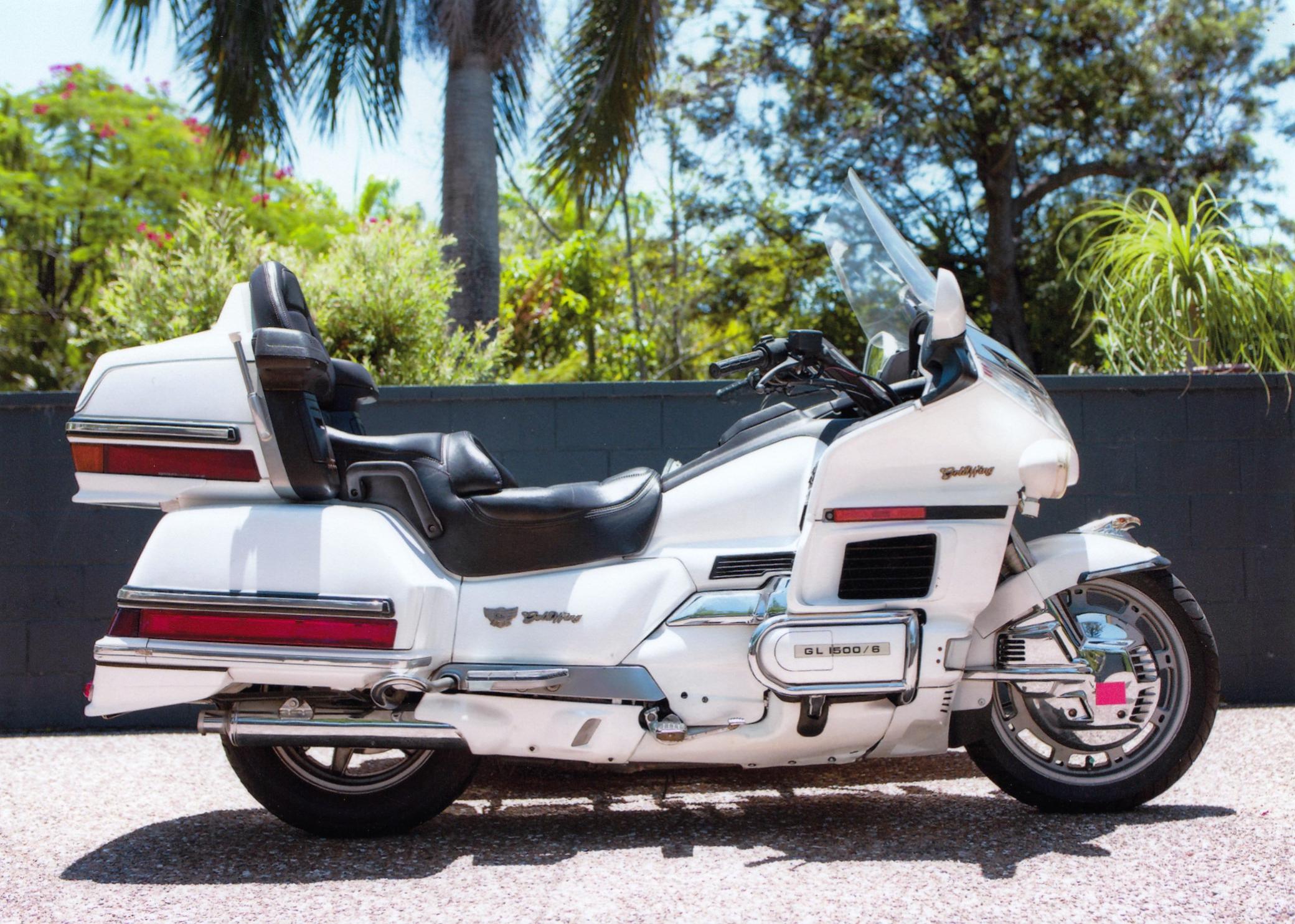 1988 HONDA GL1500 GOLDWING WITH SIDECAR