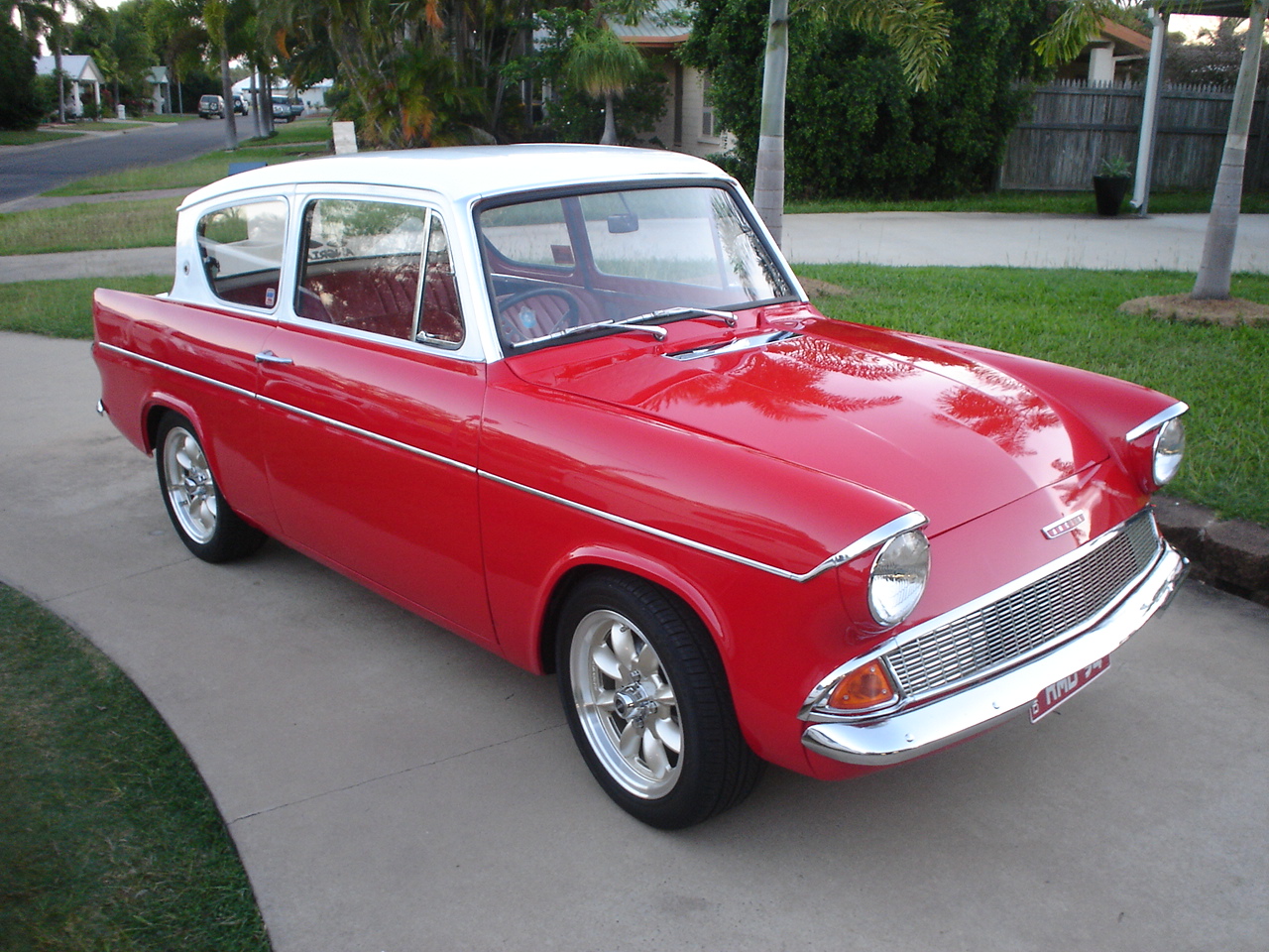 1961 FORD ANGLIA 105E