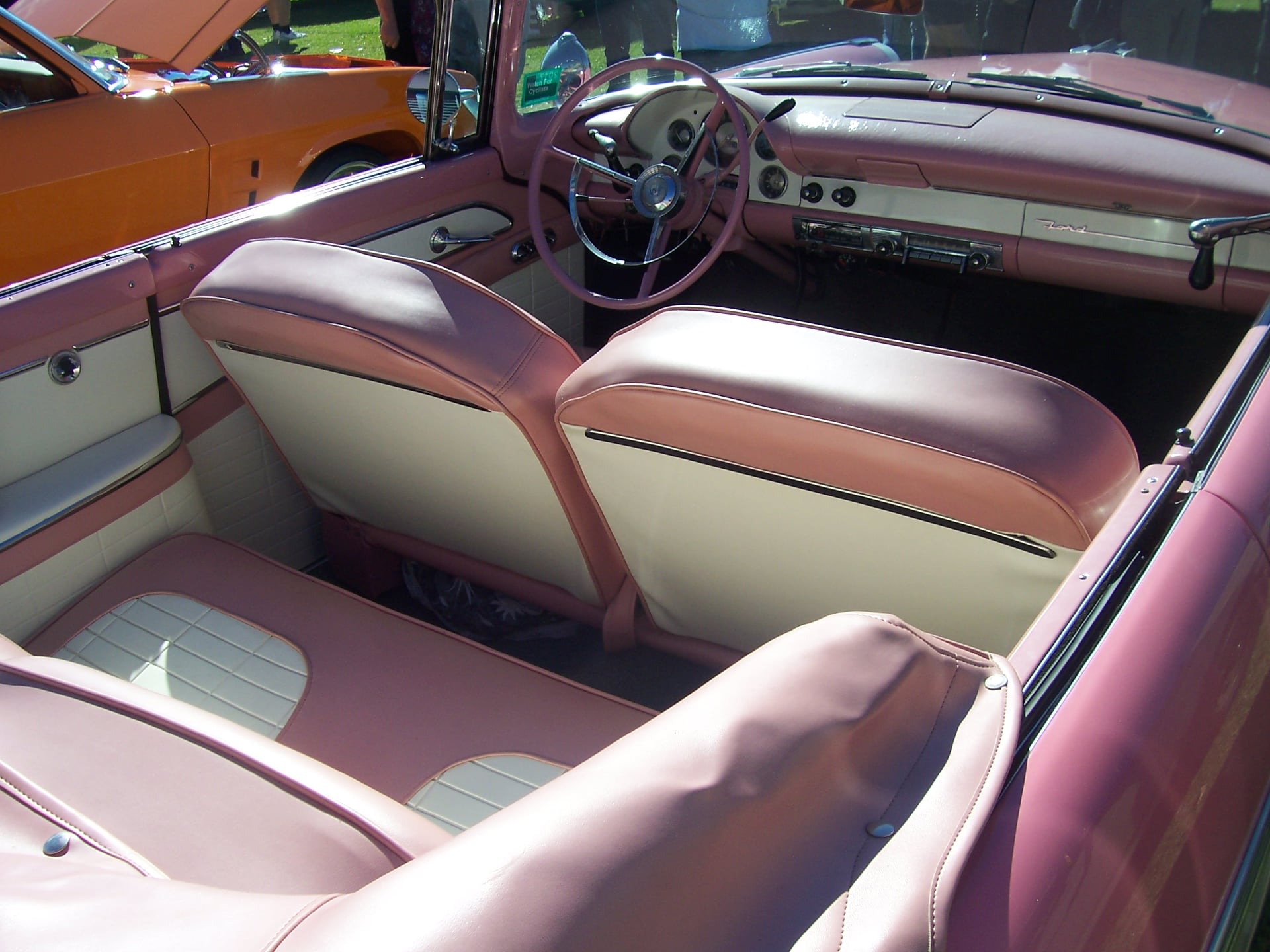 1956 FORD SUNLINER CONVERTIBLE