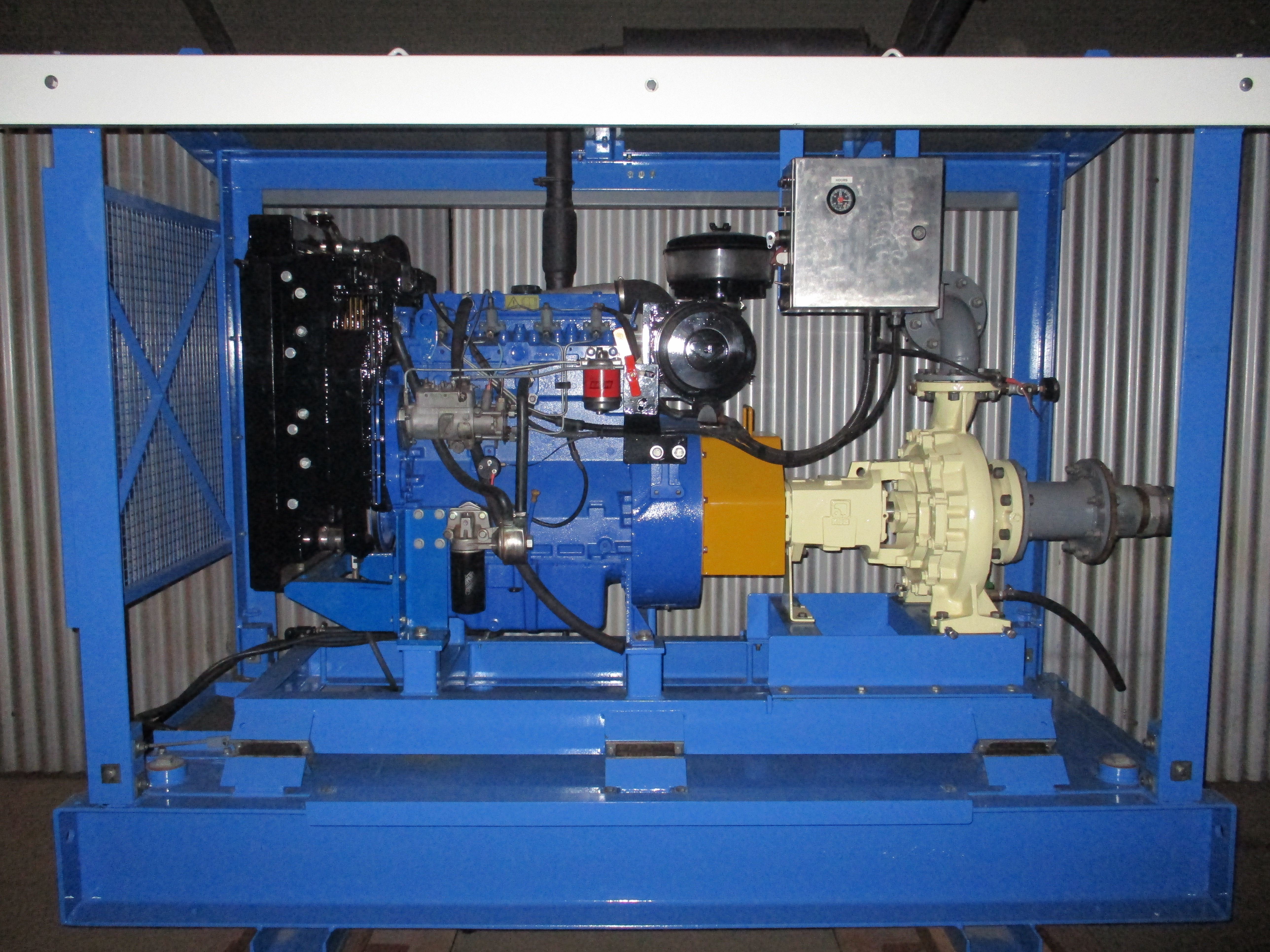 PERKINS DIESEL WATER PUMP UNIT