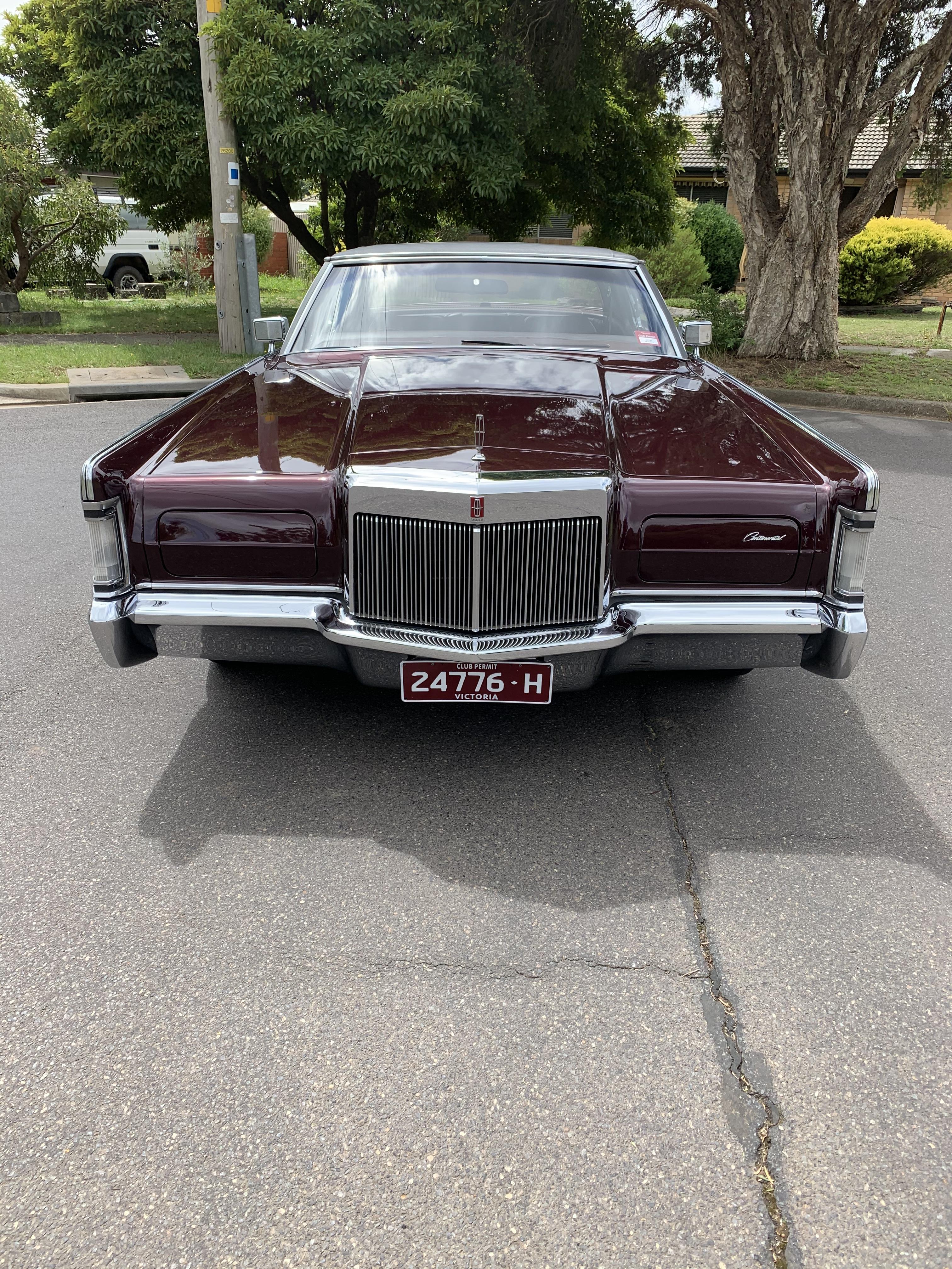 1971 LINCOLN CONTINENTAL MARK III COUPE