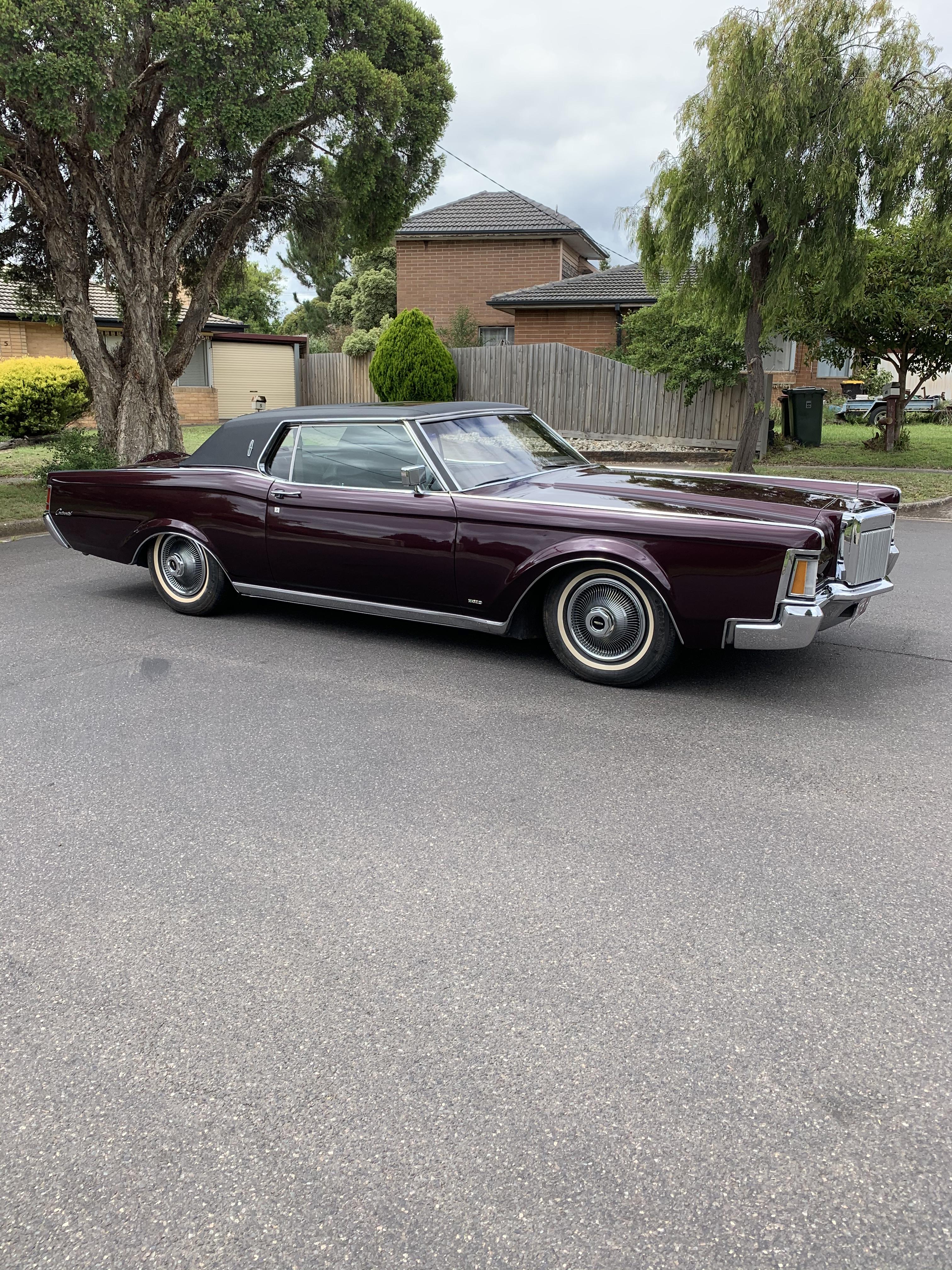 1971 LINCOLN CONTINENTAL MARK III COUPE
