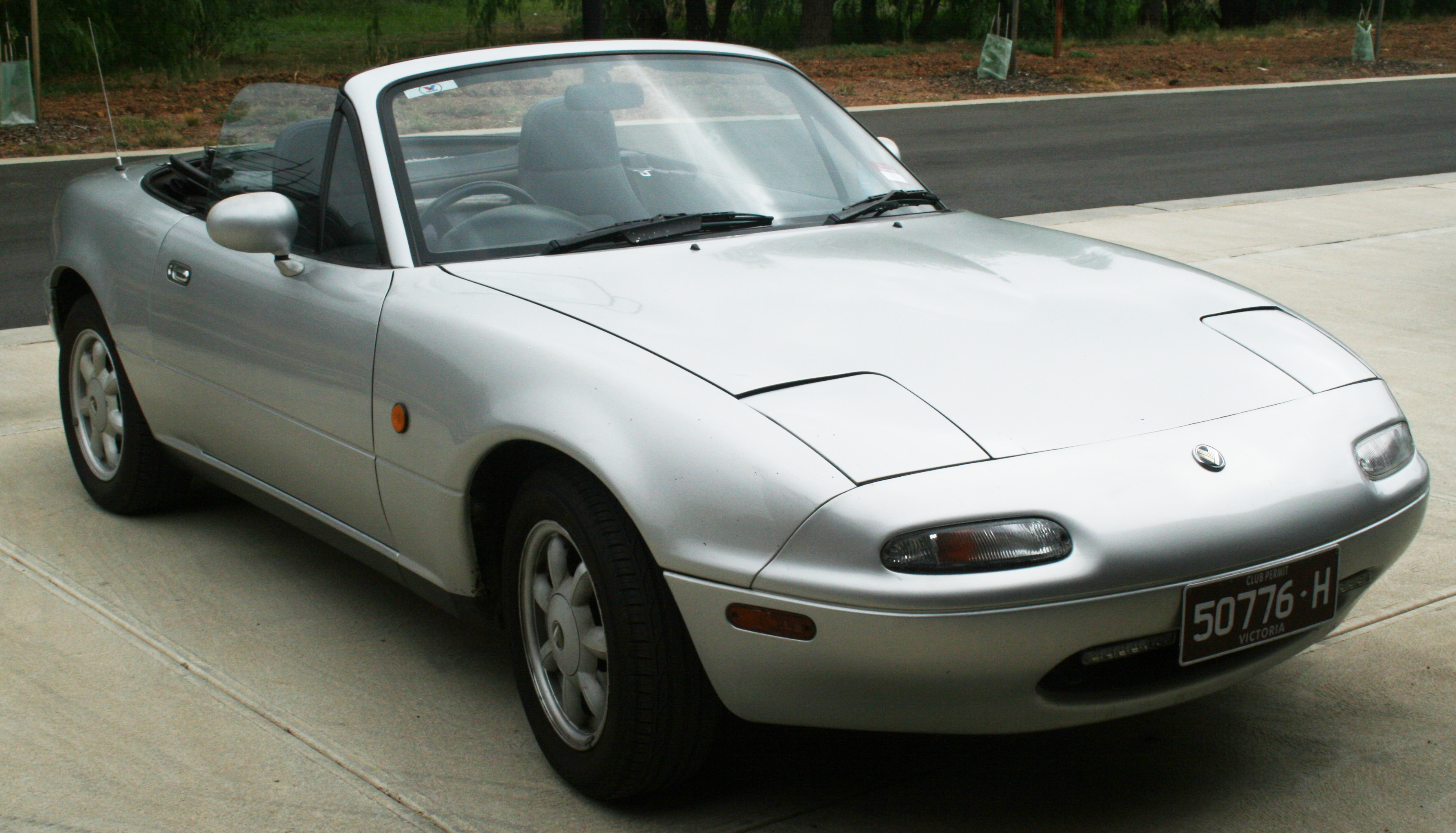 1989 EUNOS ROADSTER 2D CONVERTIBLE