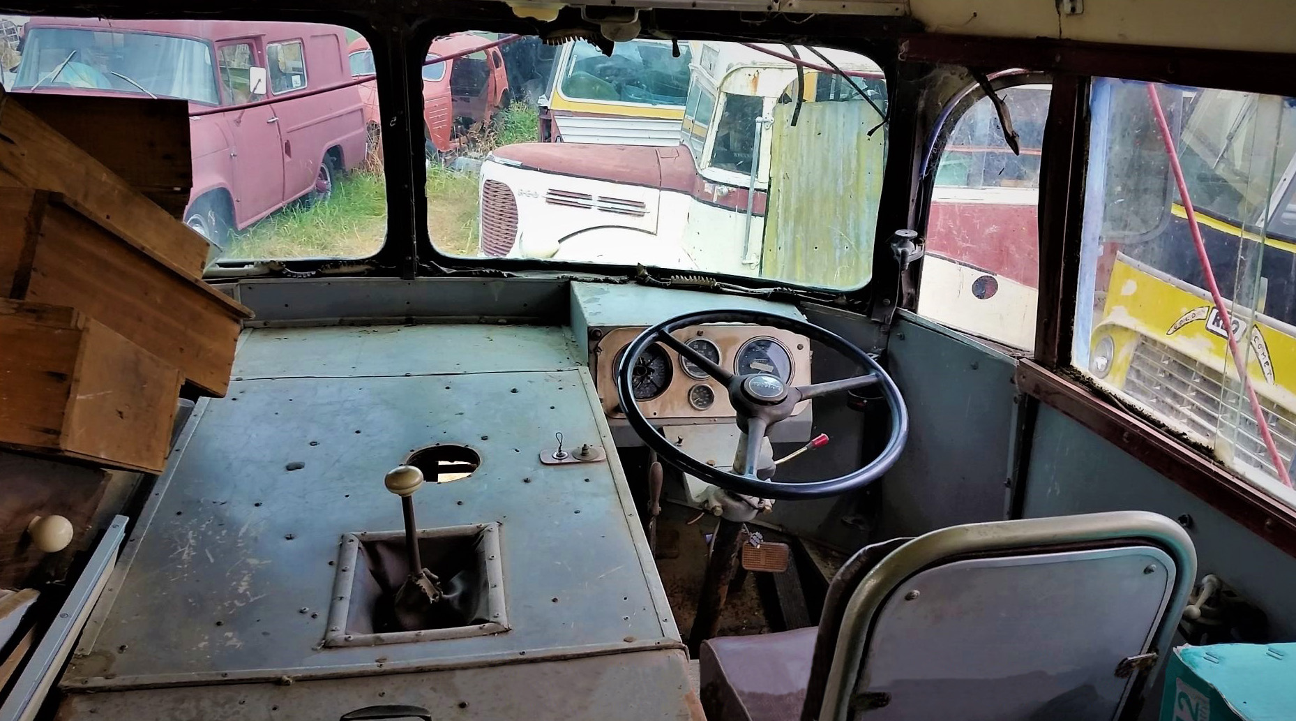 1954 WHITE WB22 LUXURY LISMORE DIESEL COACH vintage BUS