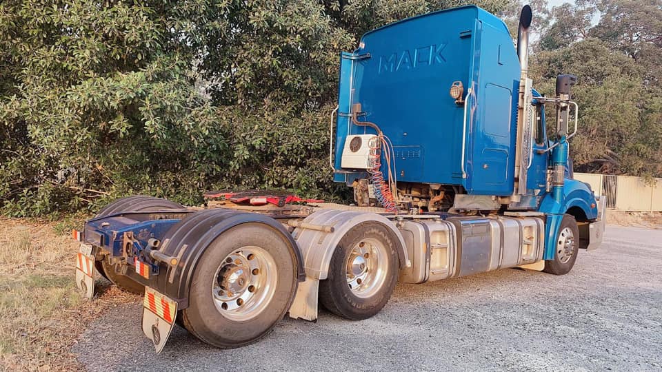2011 MACK TRIDENT PRIME MOVER
