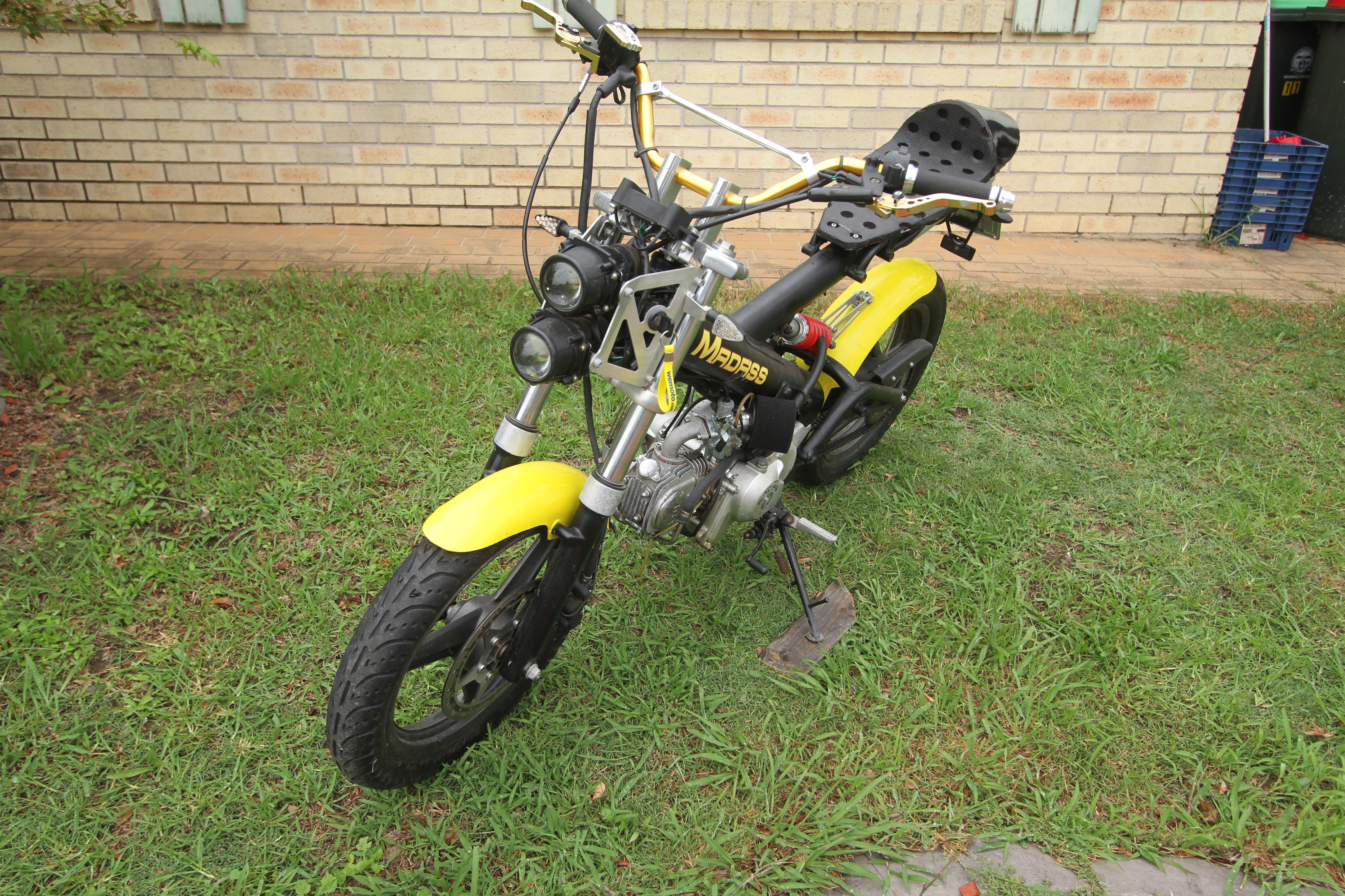 2006 SACHS MADASS 125 SCOOTER