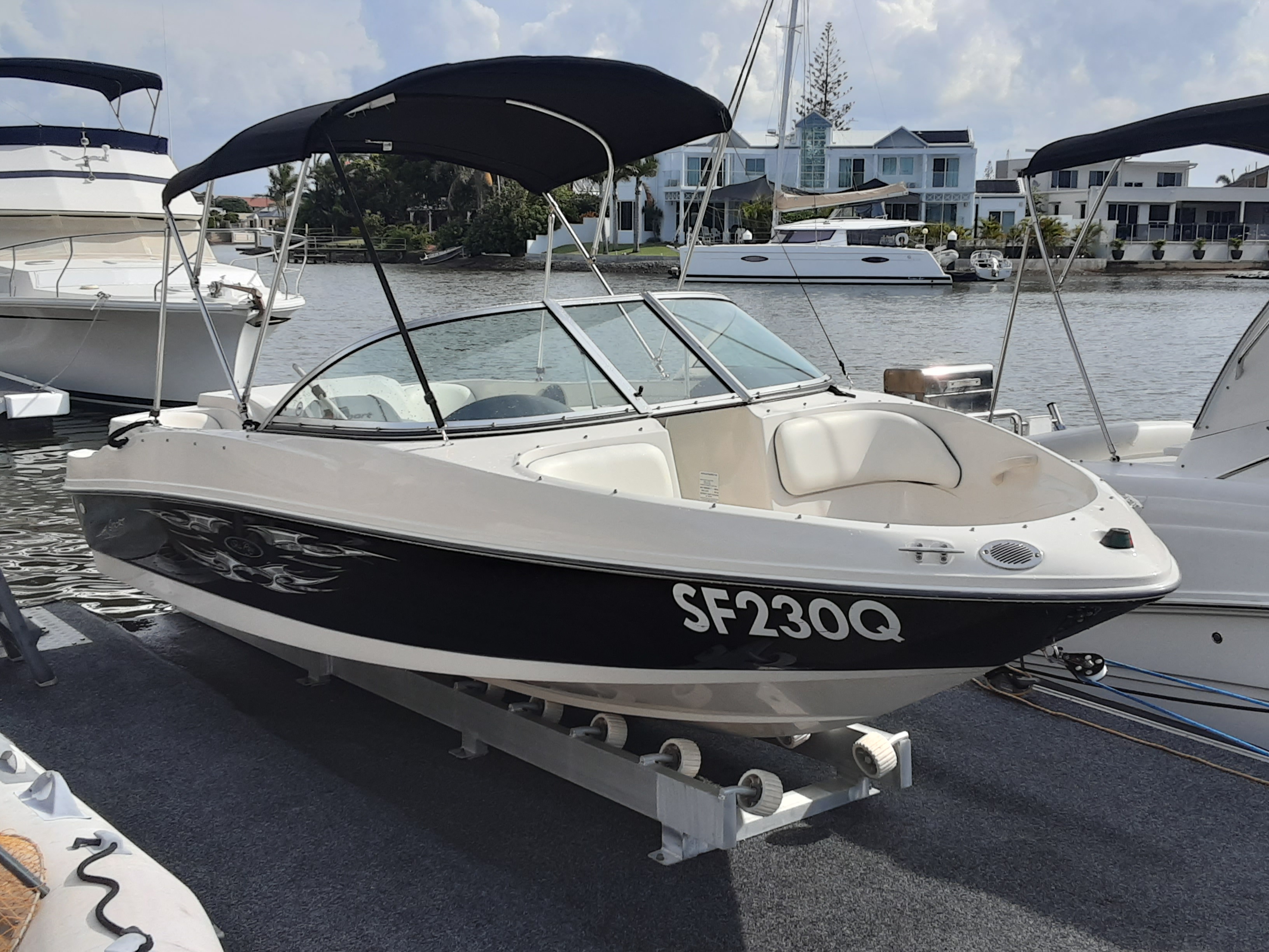 2009 SEA RAY 175 SPORT BOWRIDER