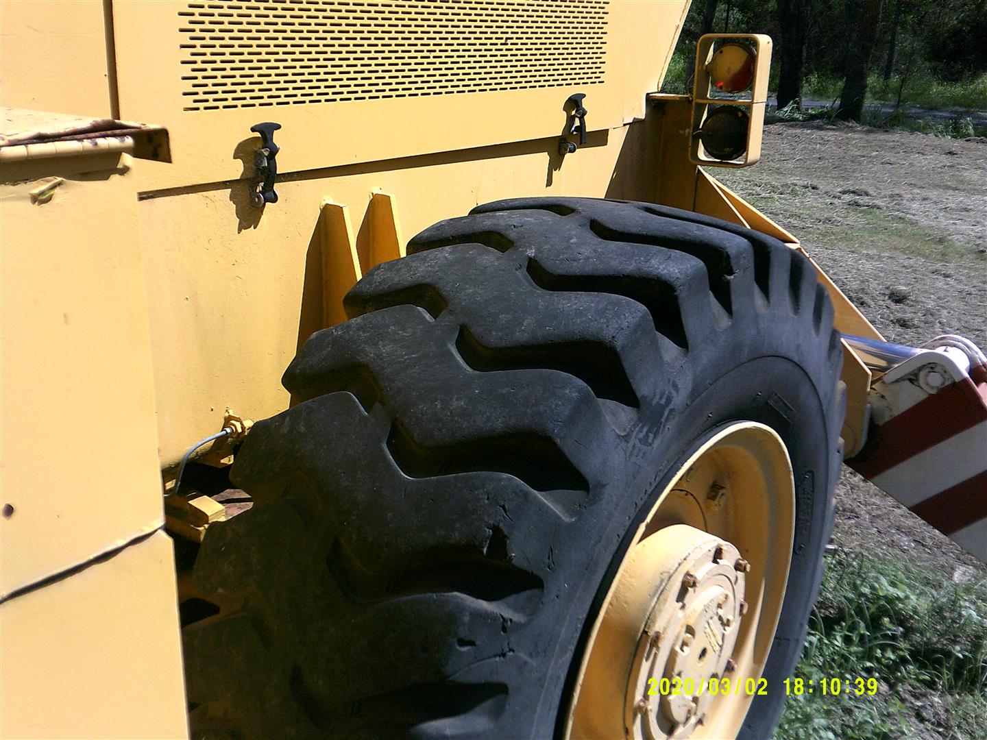 ALL-TERRAIN 4WD COLES 12-TONNE CRANE