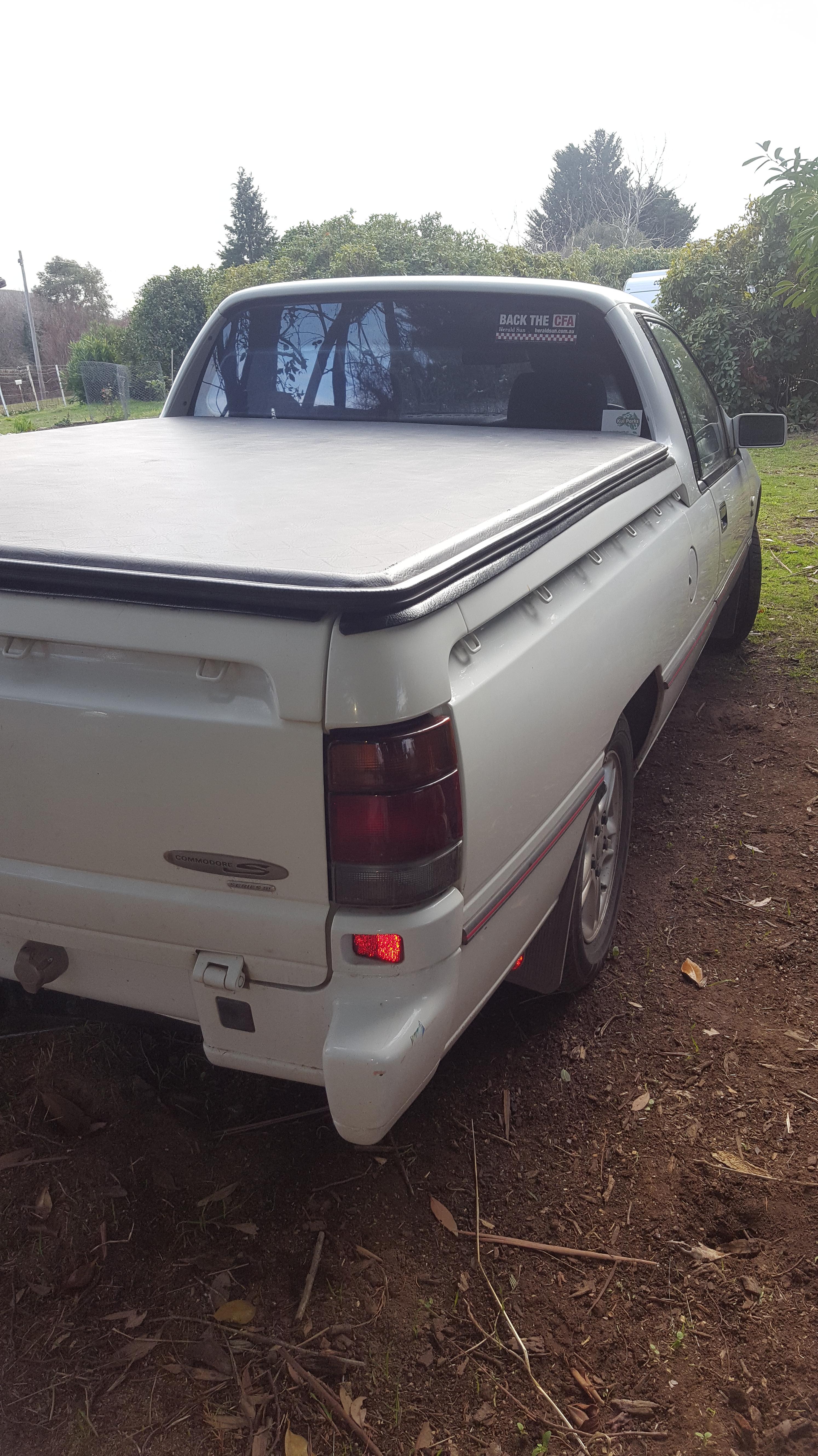 1998 HOLDEN COMMODORE VSIII 4 SP AUTOMATIC UTILITY