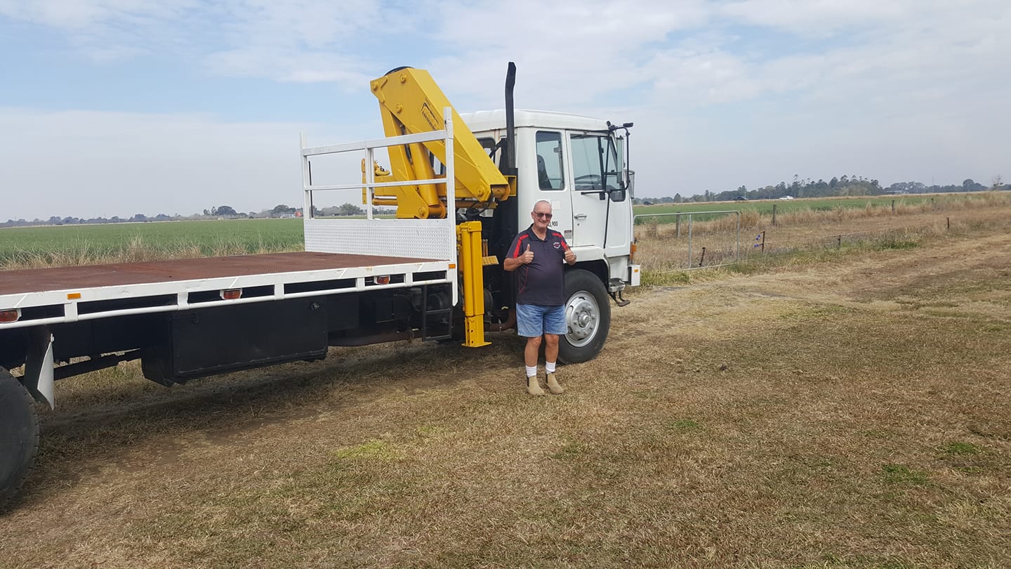 1988 MITSUBISHI FM515 CRANE TRUCK
