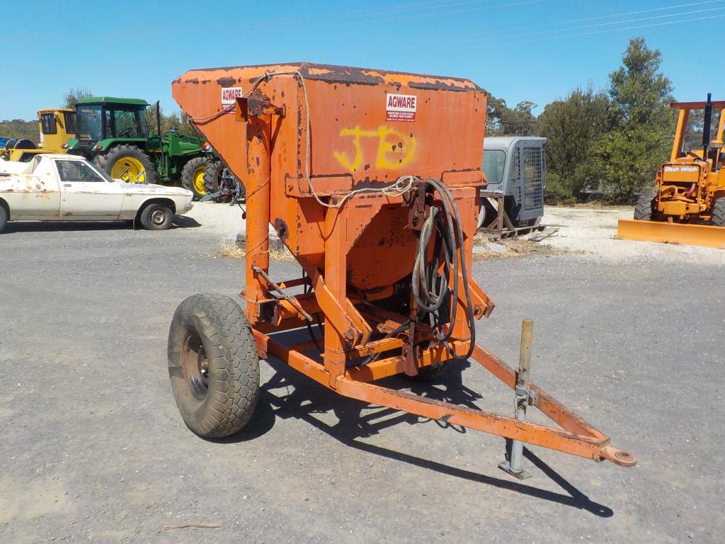 Agware Oat Feeder Tow behind
