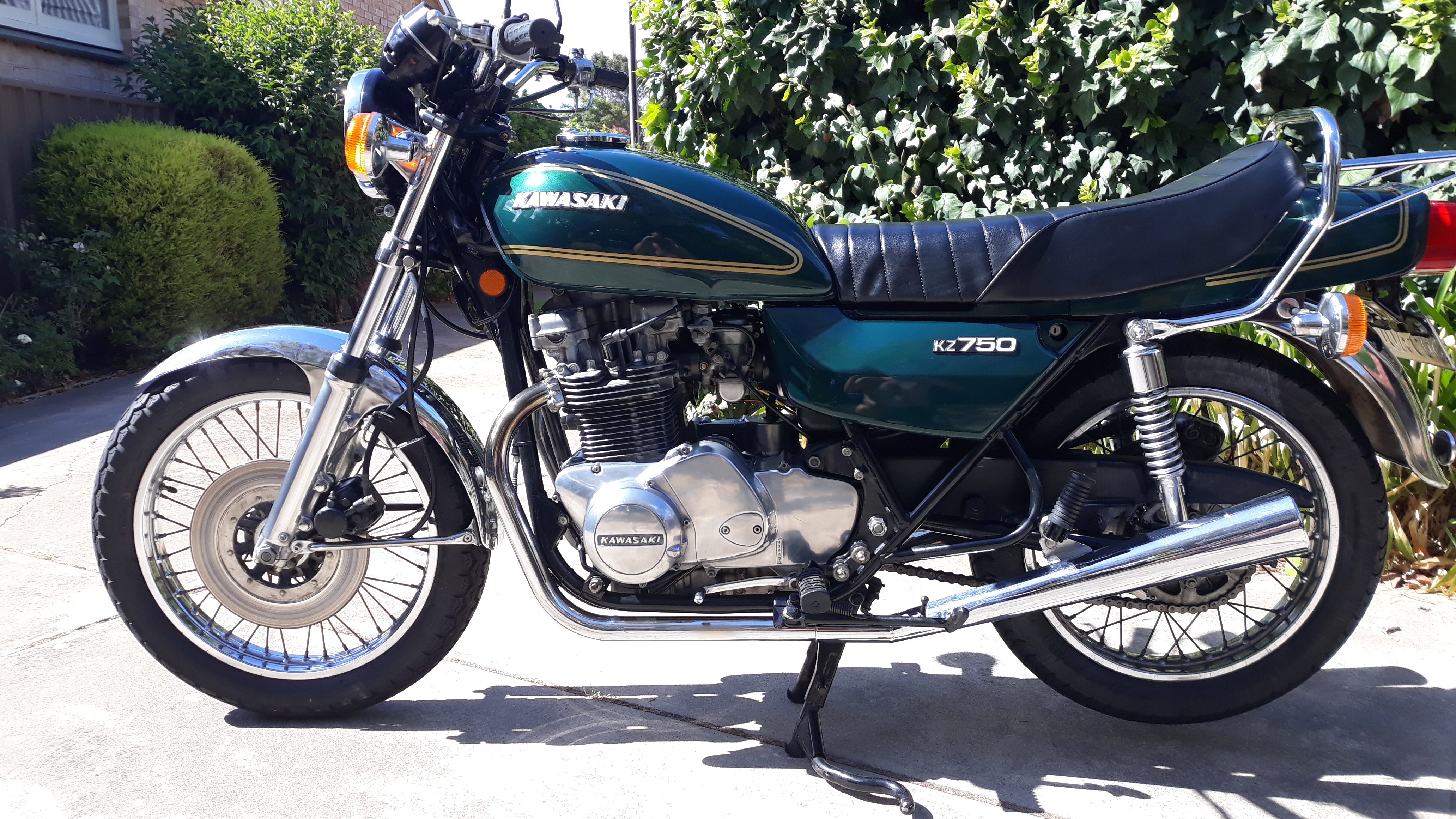 1977 KAWASAKI KZ750 B1