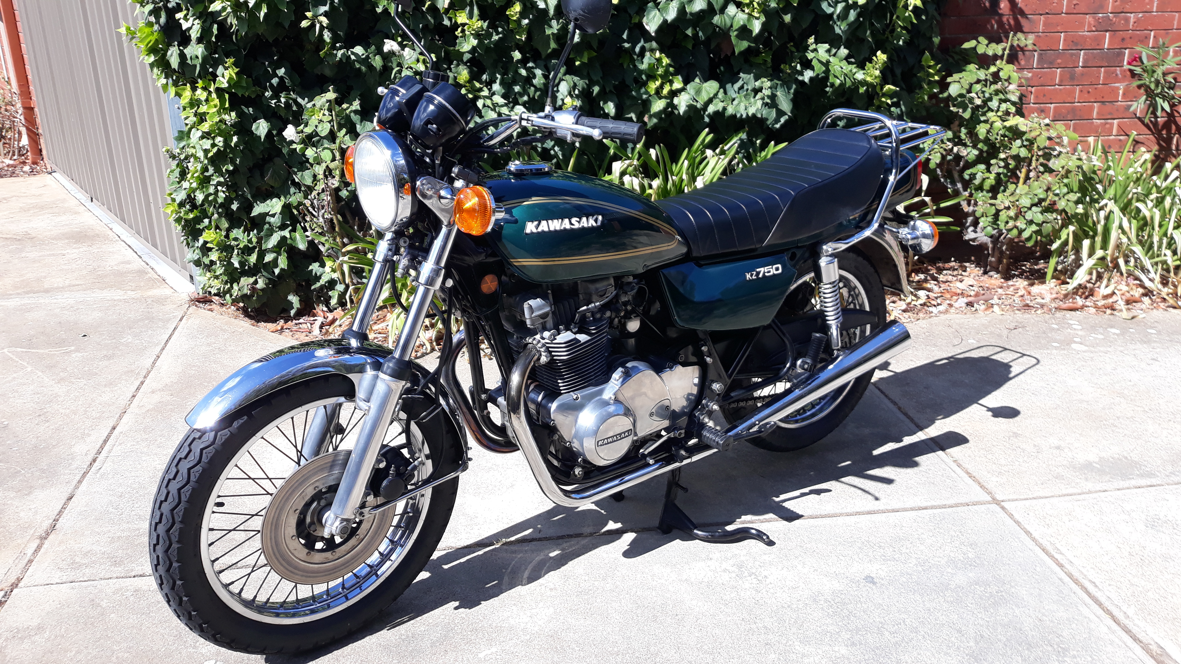 1977 KAWASAKI KZ750 B1
