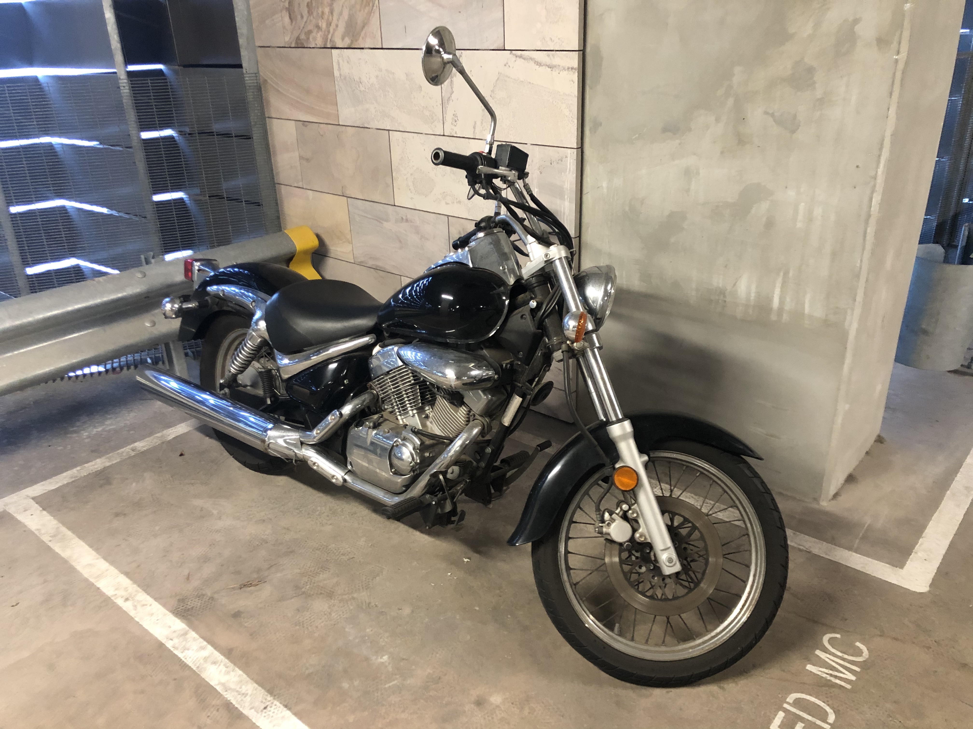 2010 SUZUKI VL250 (LC250 INTRUDER) CRUISER