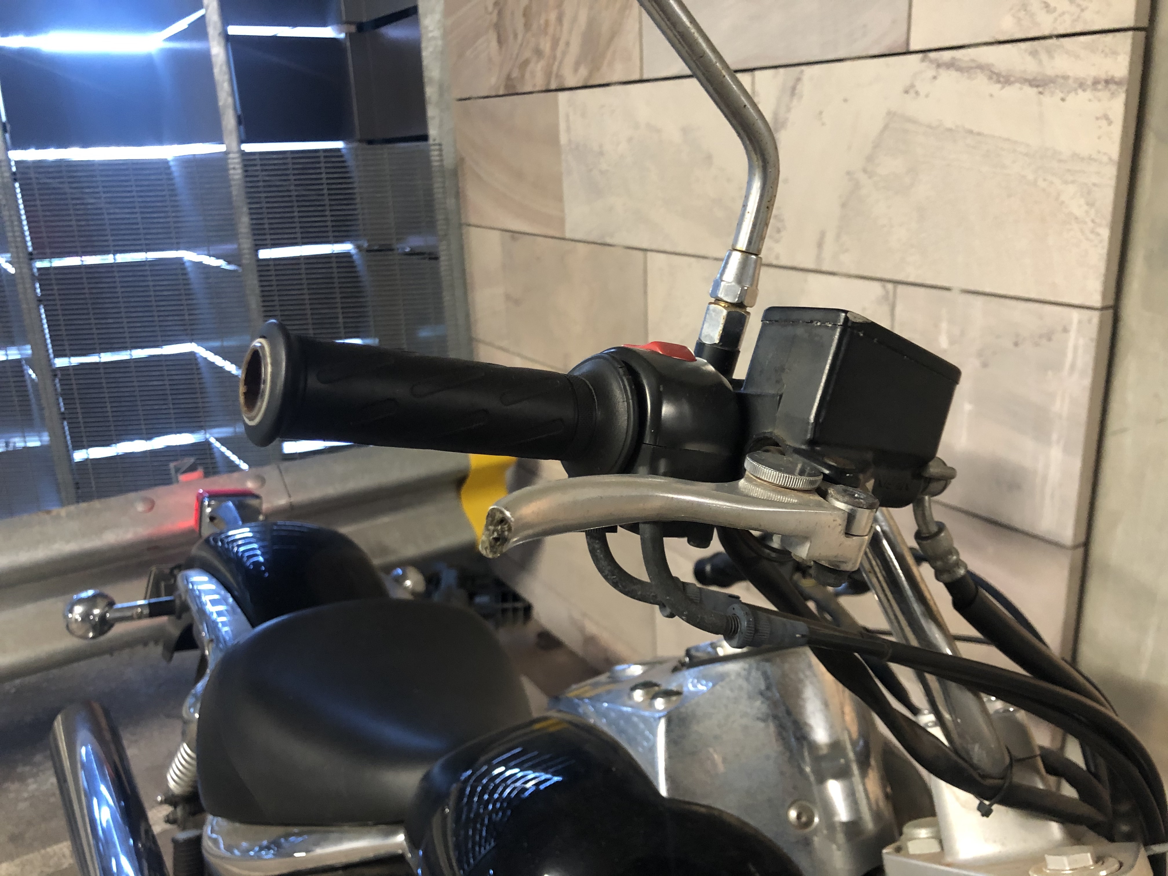 2010 SUZUKI VL250 (LC250 INTRUDER) CRUISER