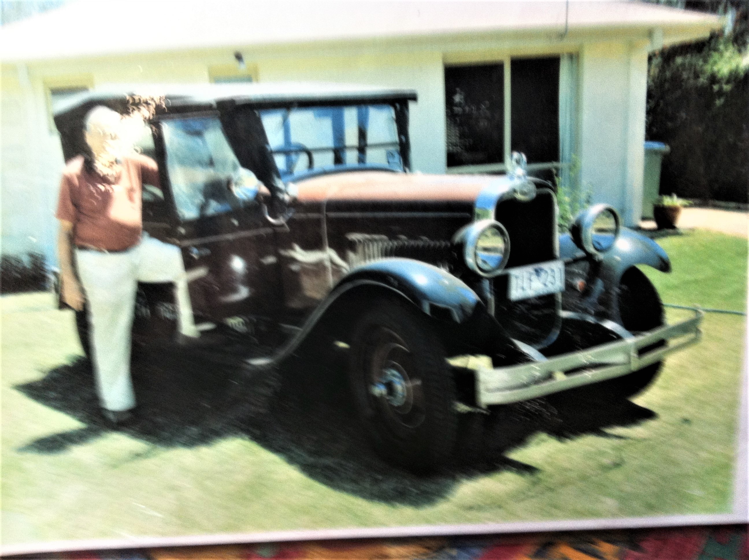 1928 CHEVROLET TOURER 