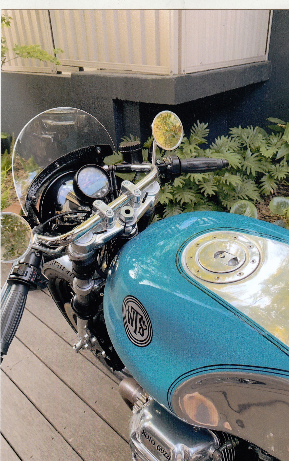 1975 MOTO GUZZI T3 850CC CAFE RACER