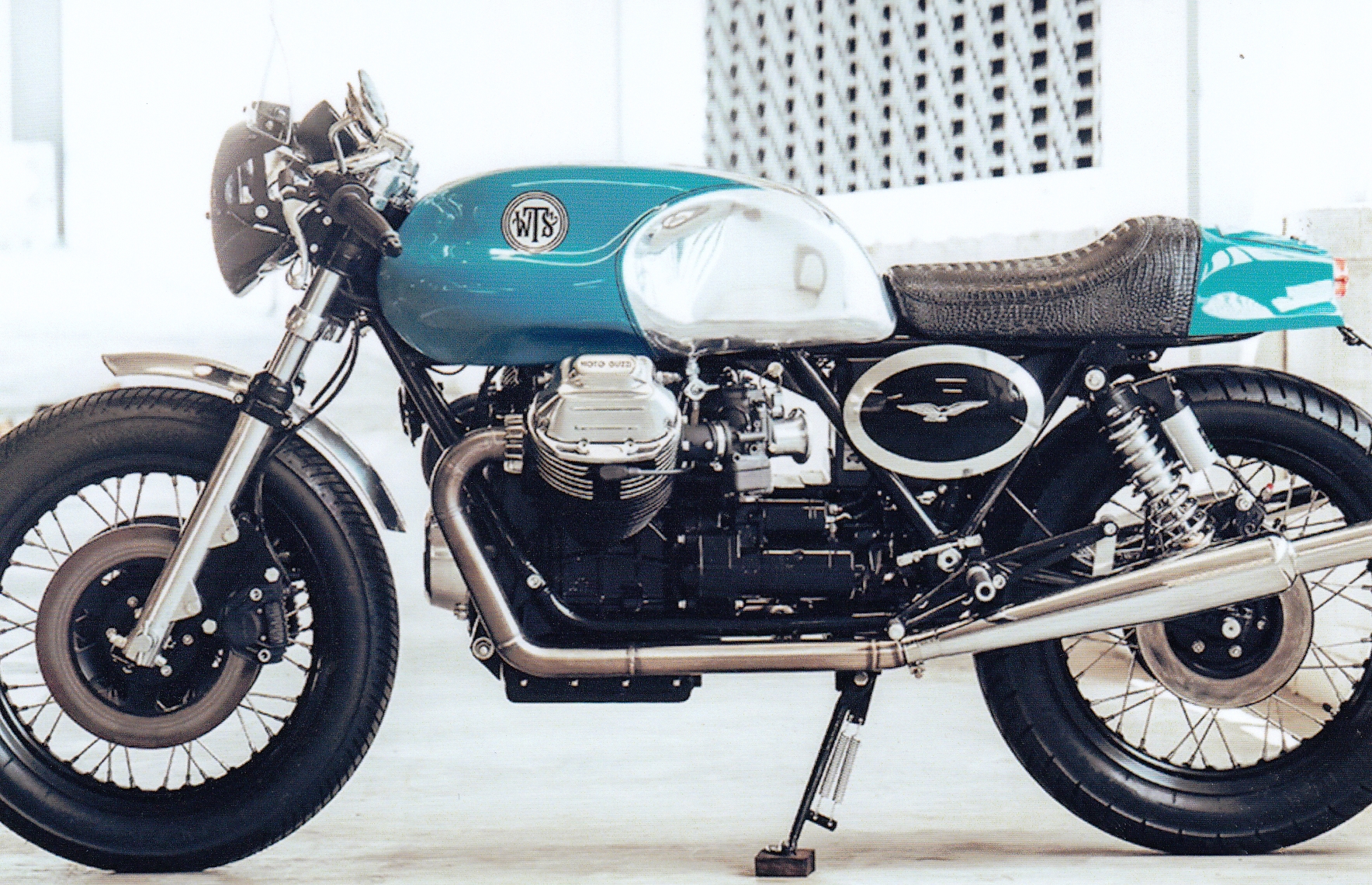 1975 MOTO GUZZI T3 850CC CAFE RACER