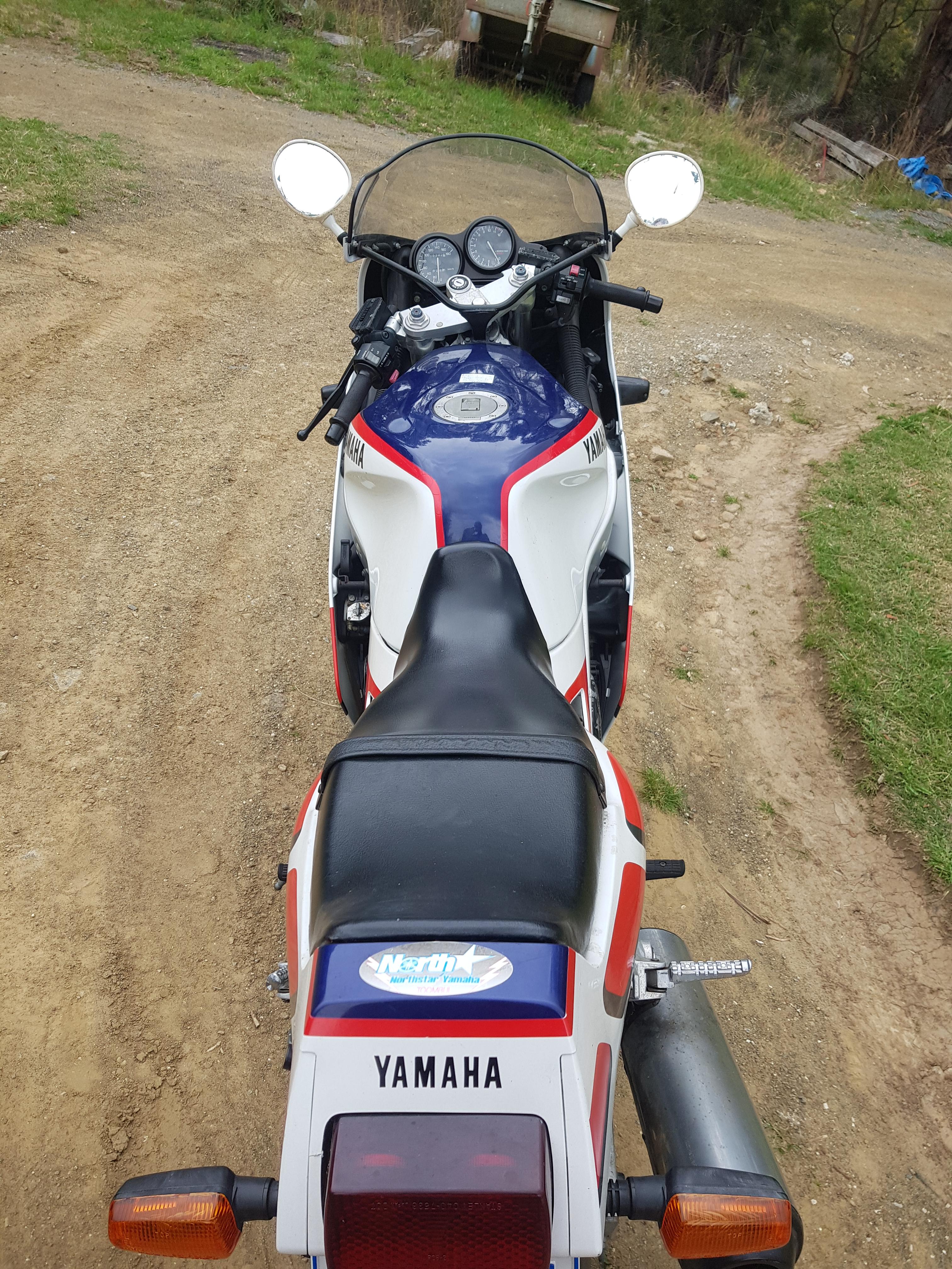 1987 YAMAHA FZR 750CC