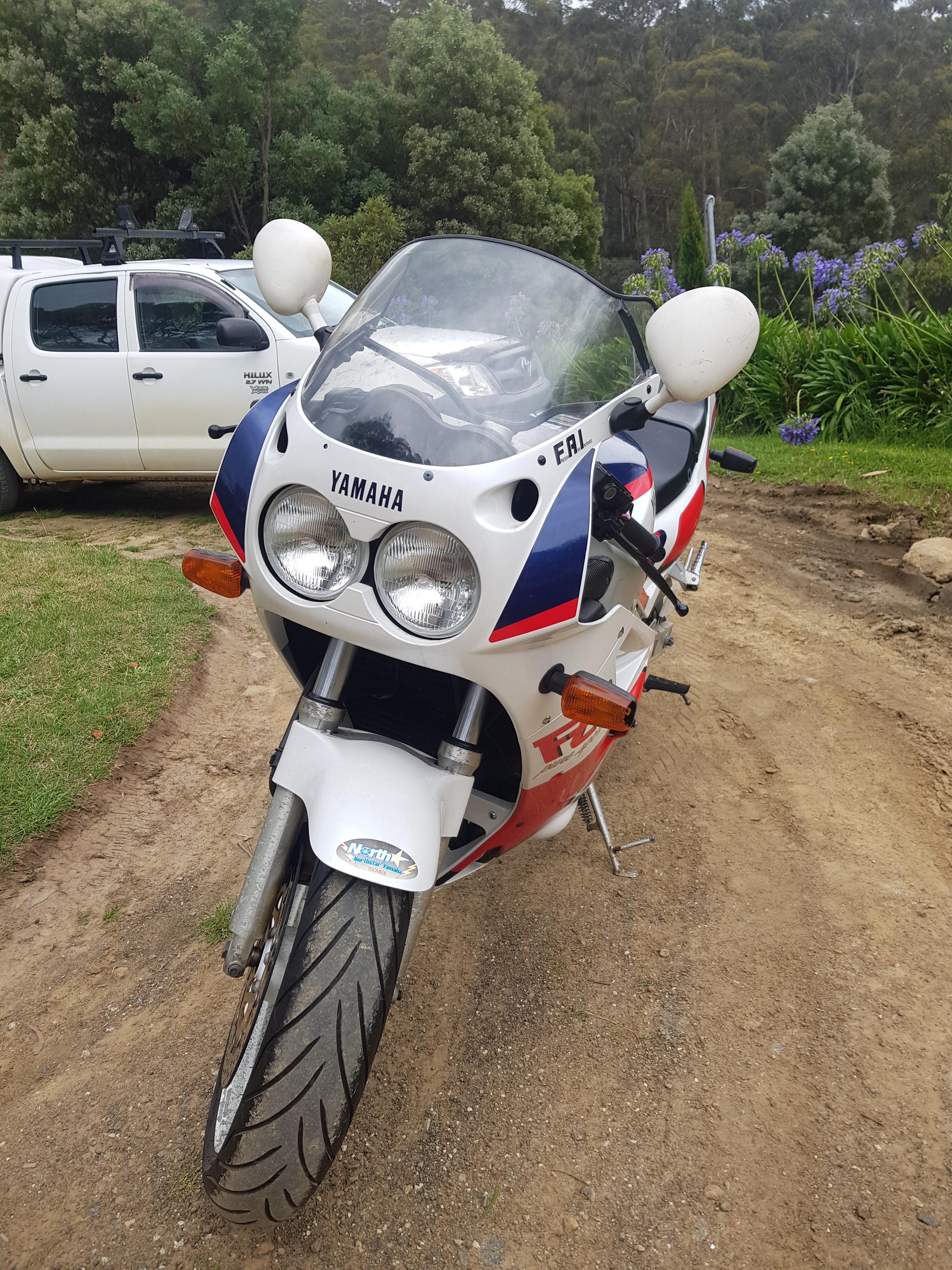 1987 YAMAHA FZR 750CC