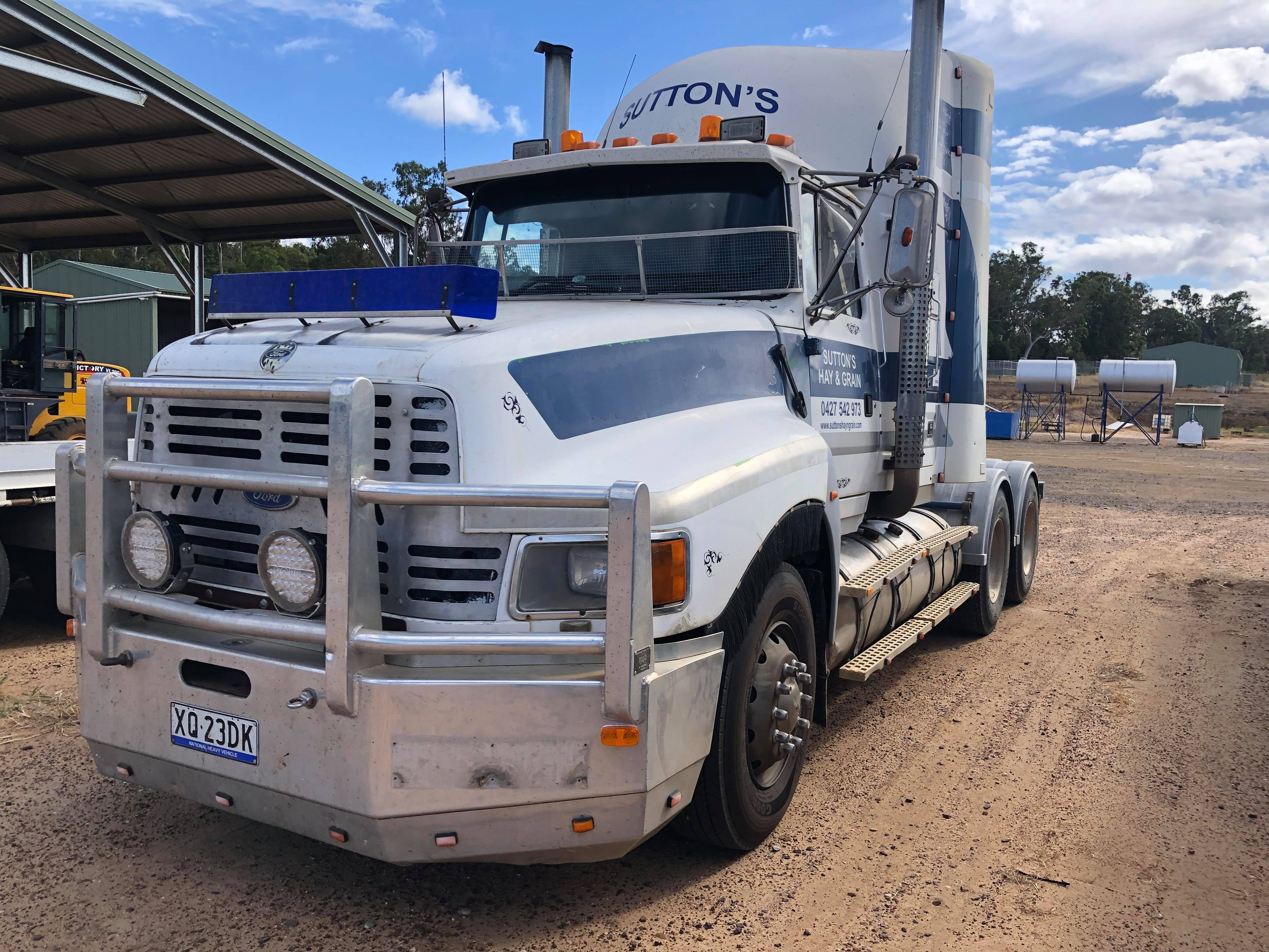 1995 FORD LOUISVILLE PRIME MOVER
