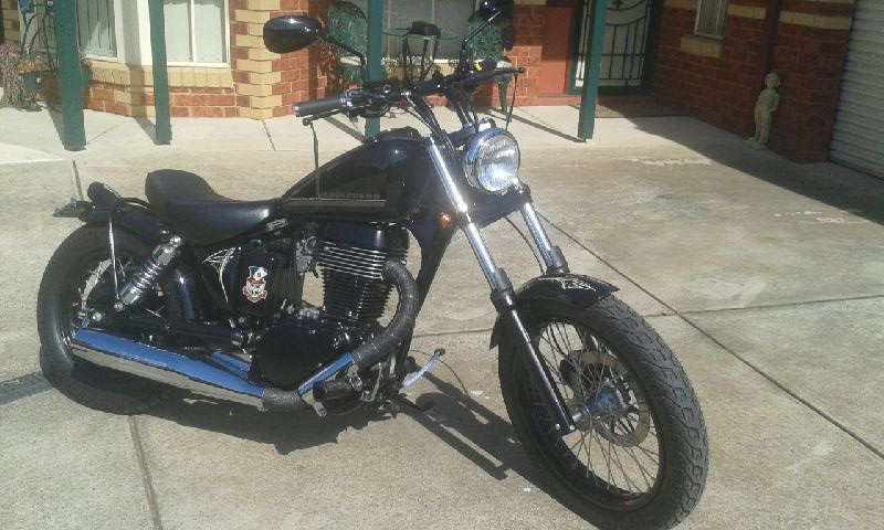 2017 2017 SUZUKI BOULEVARD 650CC CRUISER