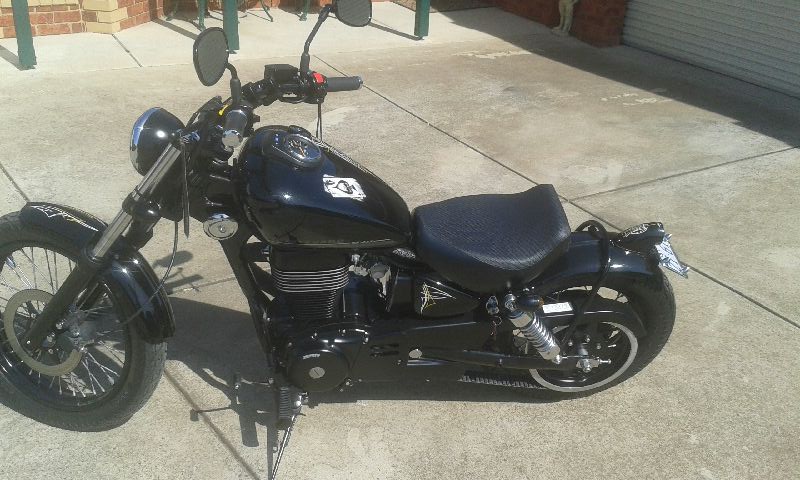 2017 2017 SUZUKI BOULEVARD 650CC CRUISER