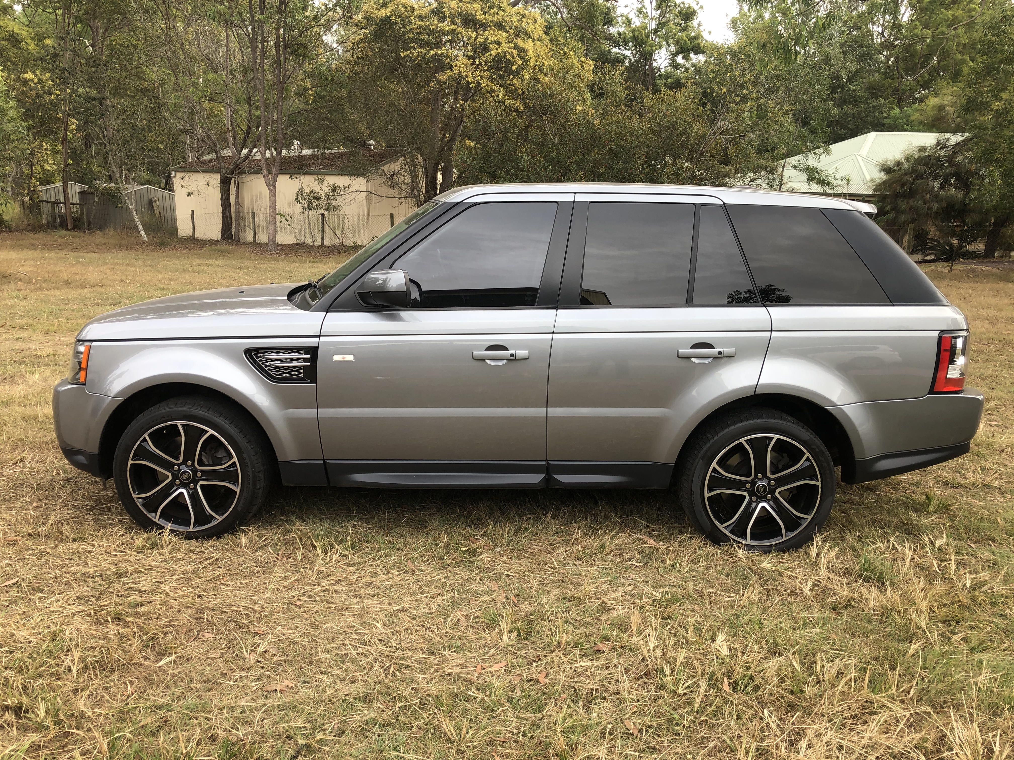 2013 RANGE ROVER SPORT HSE LUXURY 4X4